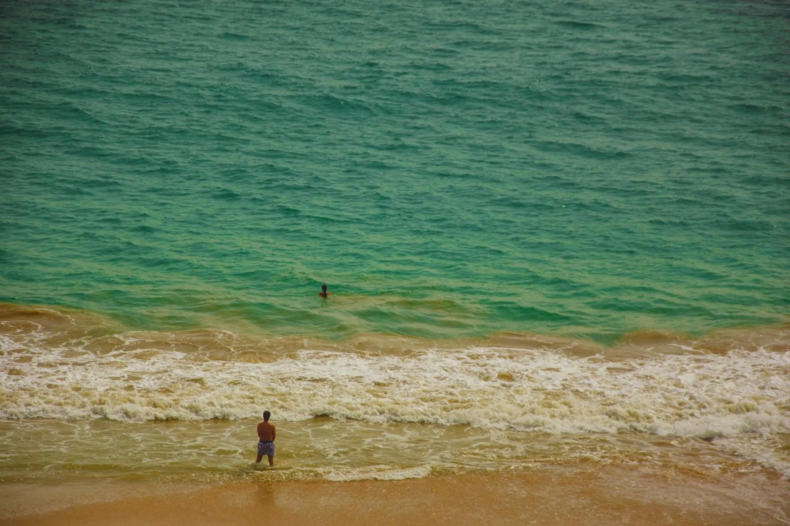 Beach in Hotel Refresh Blue