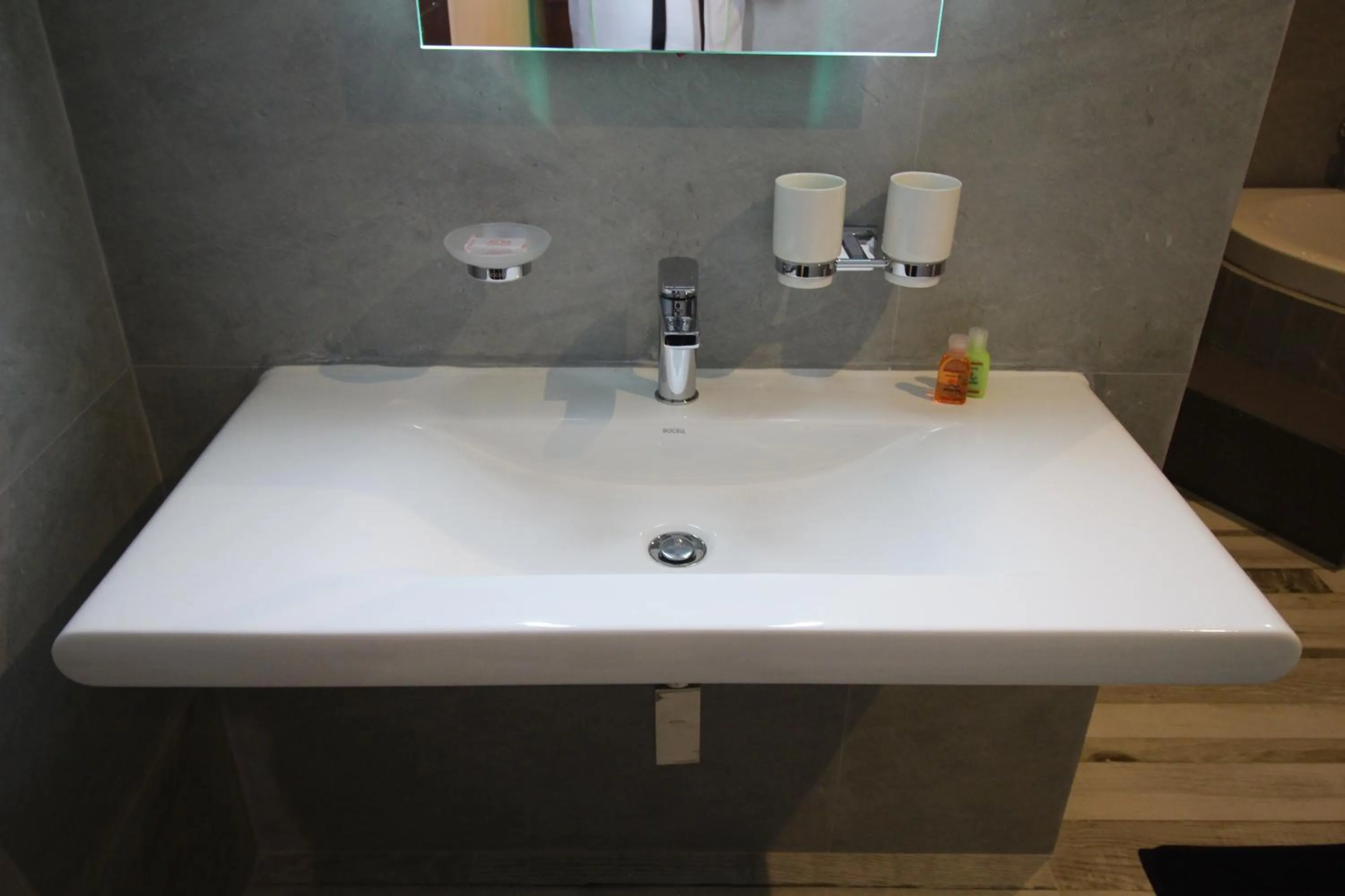 Bathroom in Hotel Refresh Blue