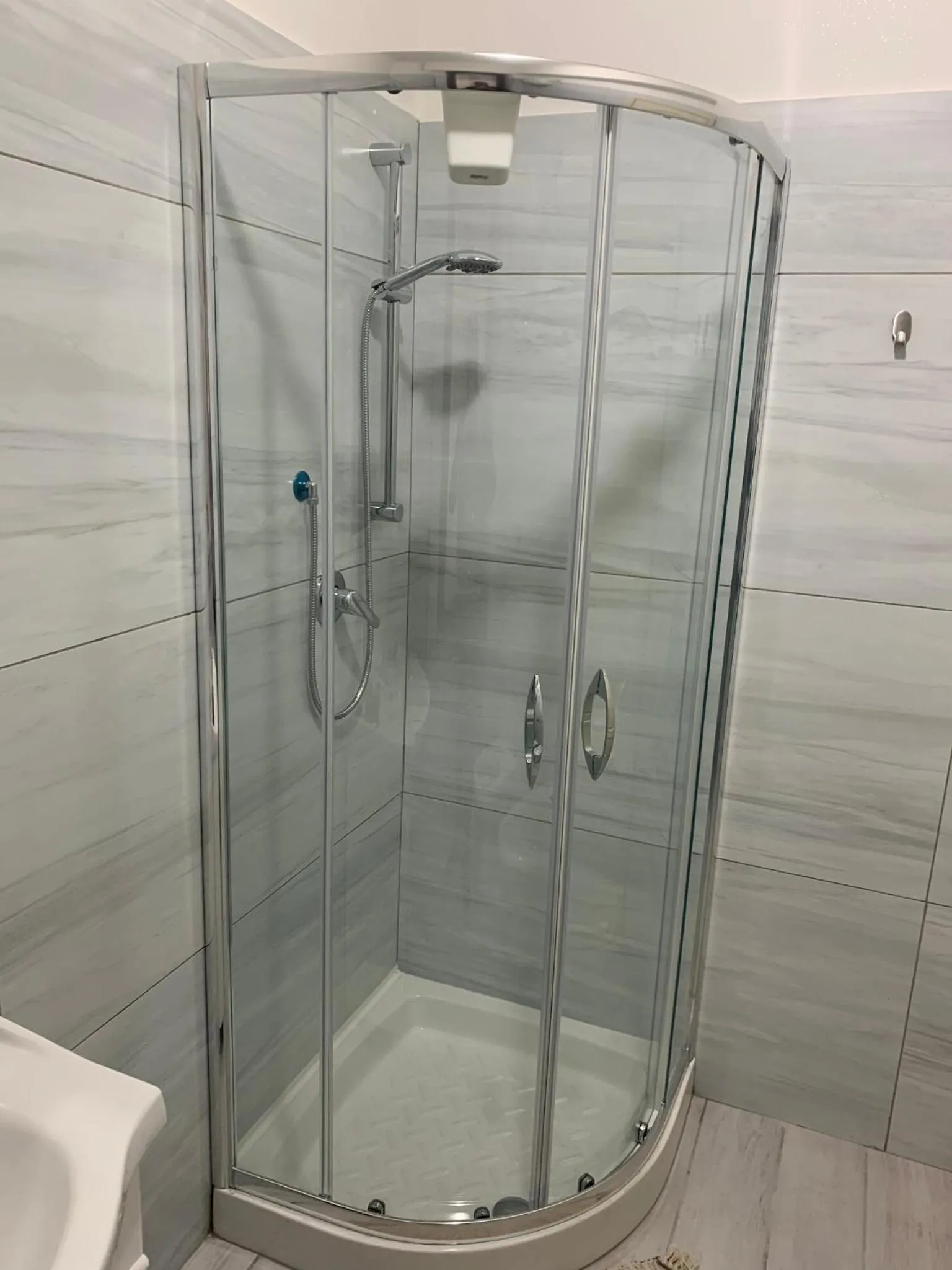 Bathroom in L’Aurora B&B