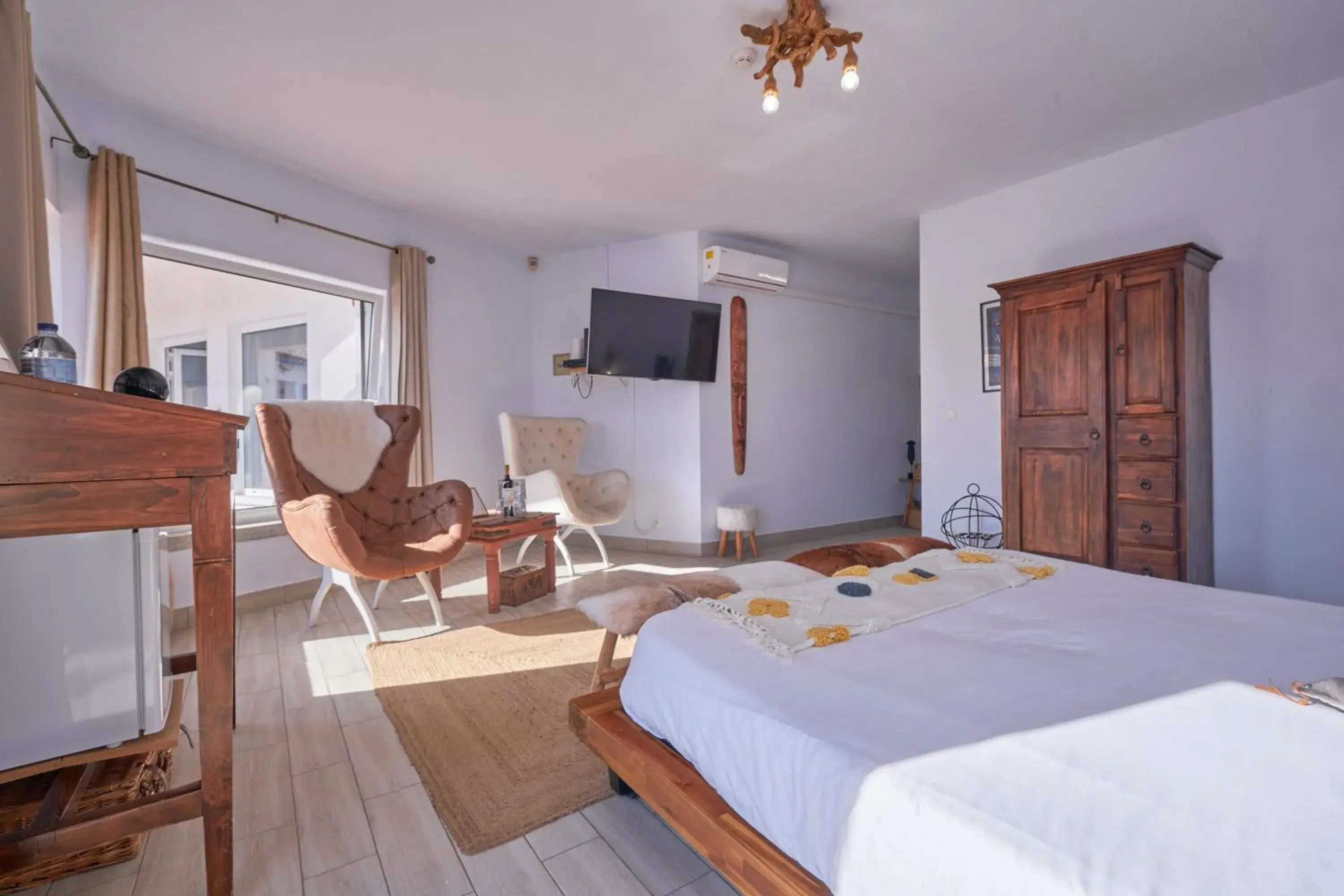 Suite with Pool View in A Casa Branca - with Pool & Jacuzzi Suite with Pool View in A Casa Branca - with Pool & Jacuzzi