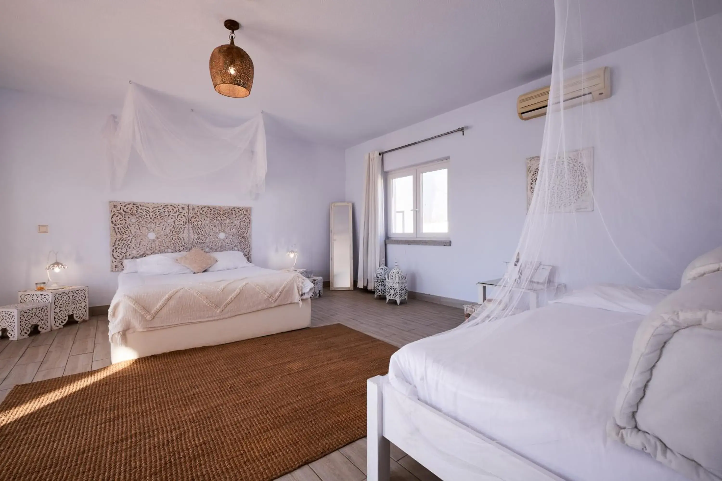 Deluxe Double Room (2 Adults + 1 Child) - single occupancy in A Casa Branca - with Pool & Jacuzzi Deluxe Double Room (2 Adults + 1 Child) - single occupancy in A Casa Branca - with Pool & Jacuzzi
