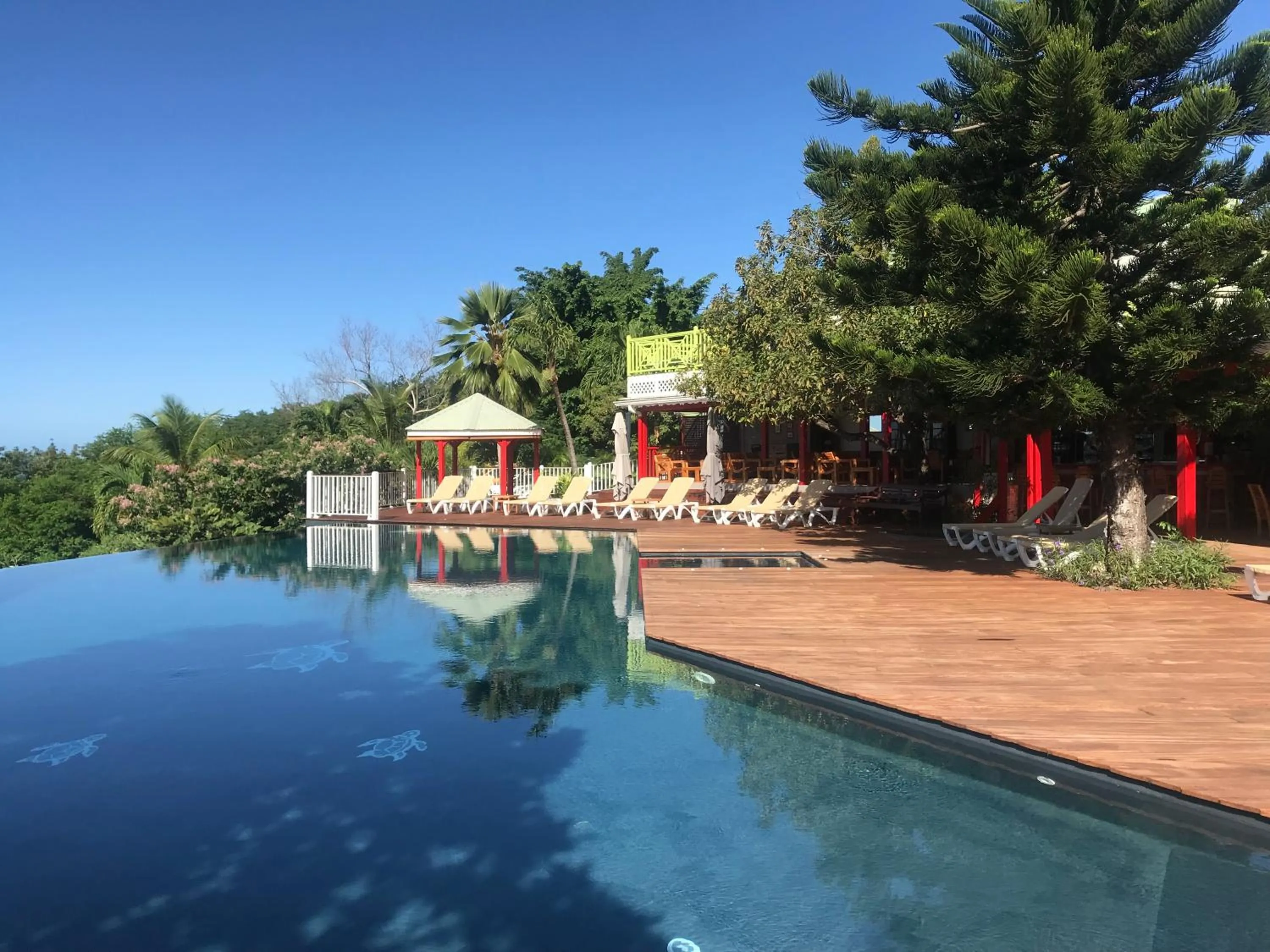 Restaurant/places to eat in Le Rayon Vert - Hôtel & Restaurant VUE SUR MER