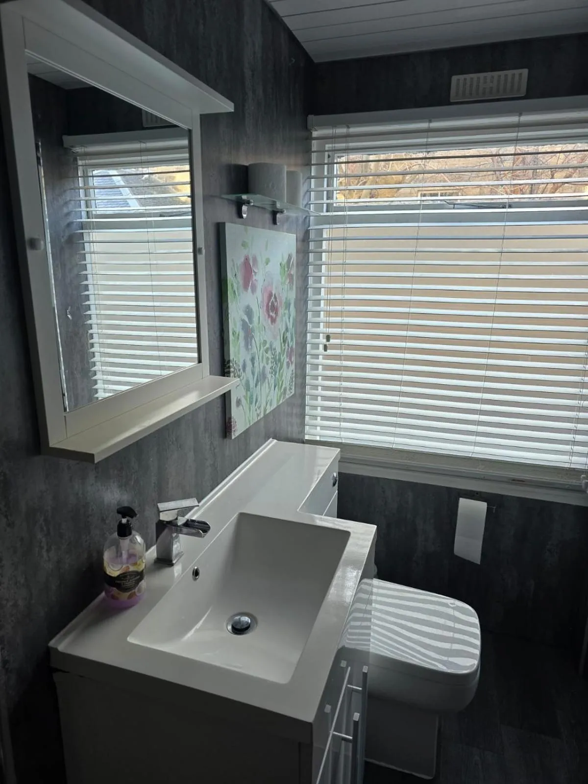 The Residence - NO 57