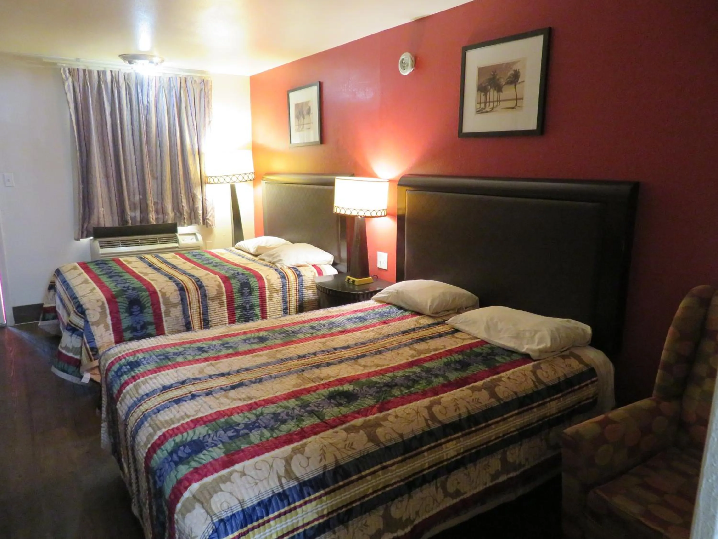 Bed in Travel Inn Beaumont