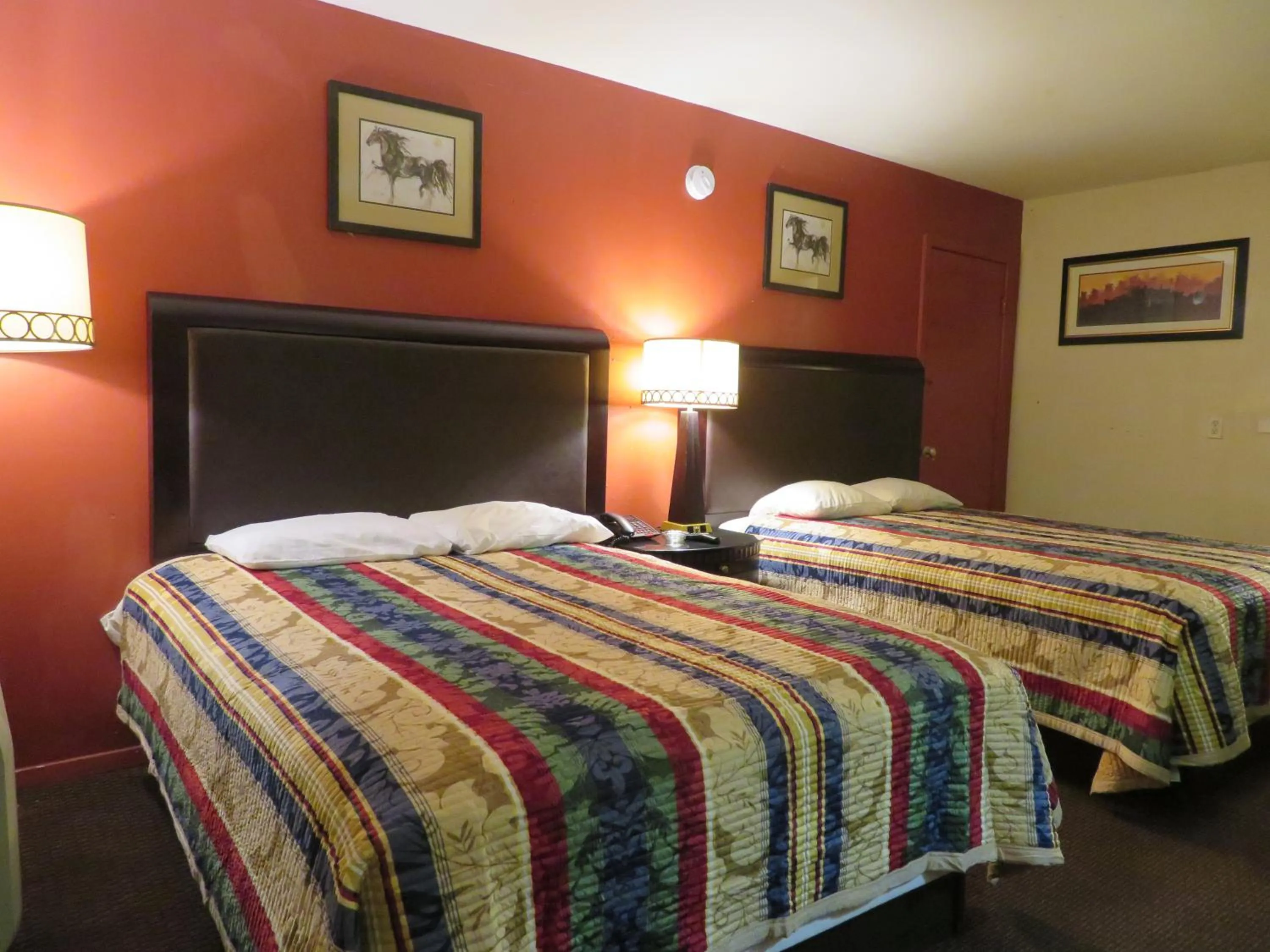 Bed in Travel Inn Beaumont