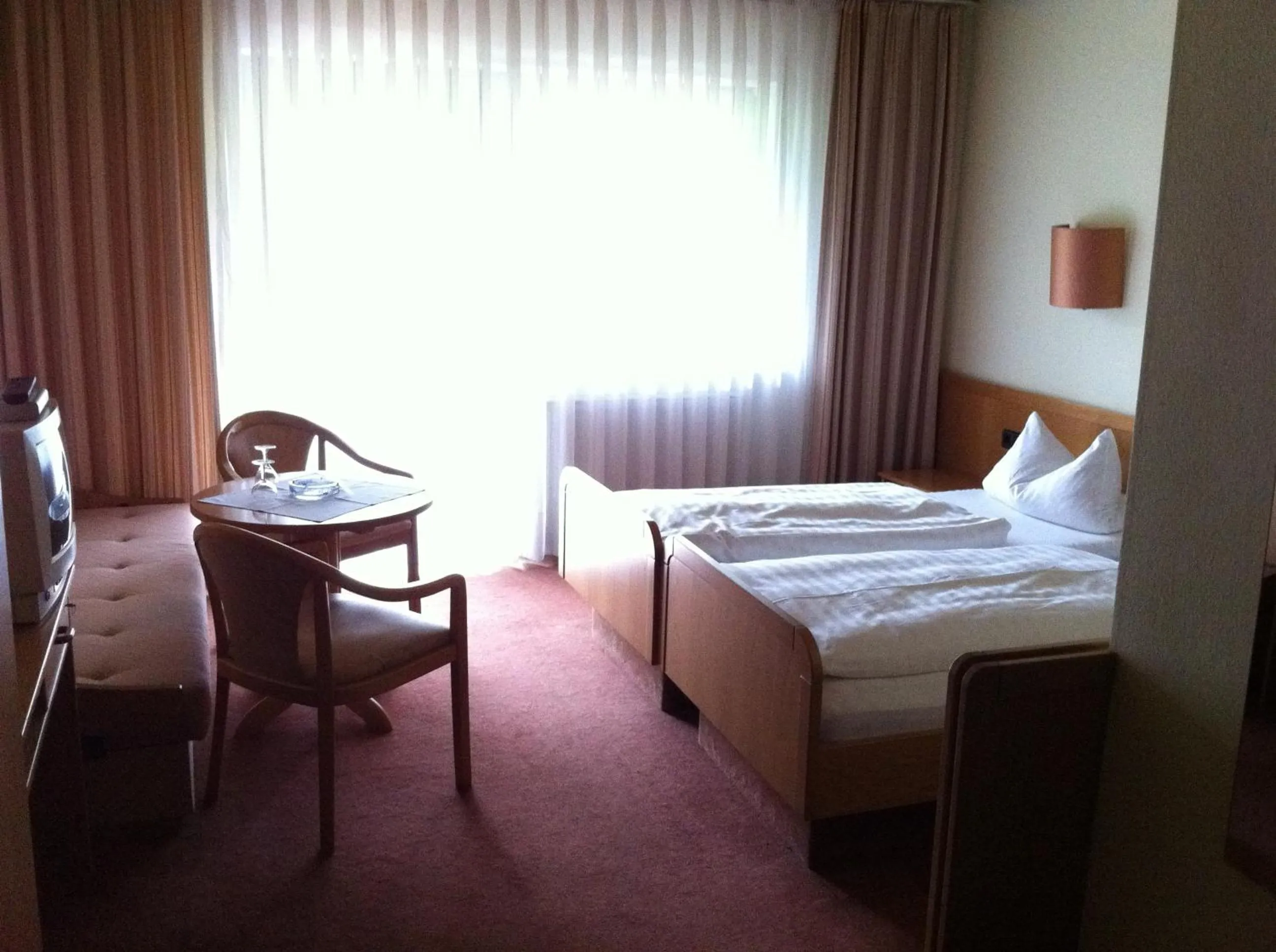 Bed in Hotel Bacchusstube garni