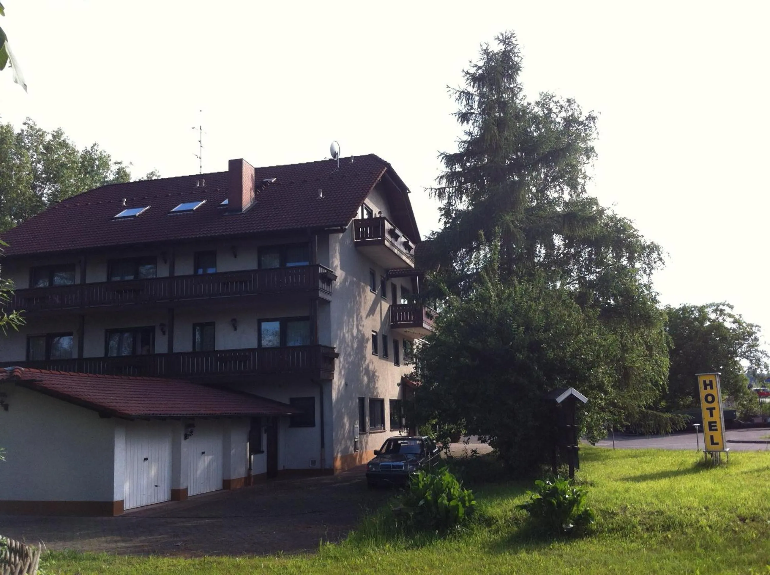 Facade/entrance in Hotel Bacchusstube garni