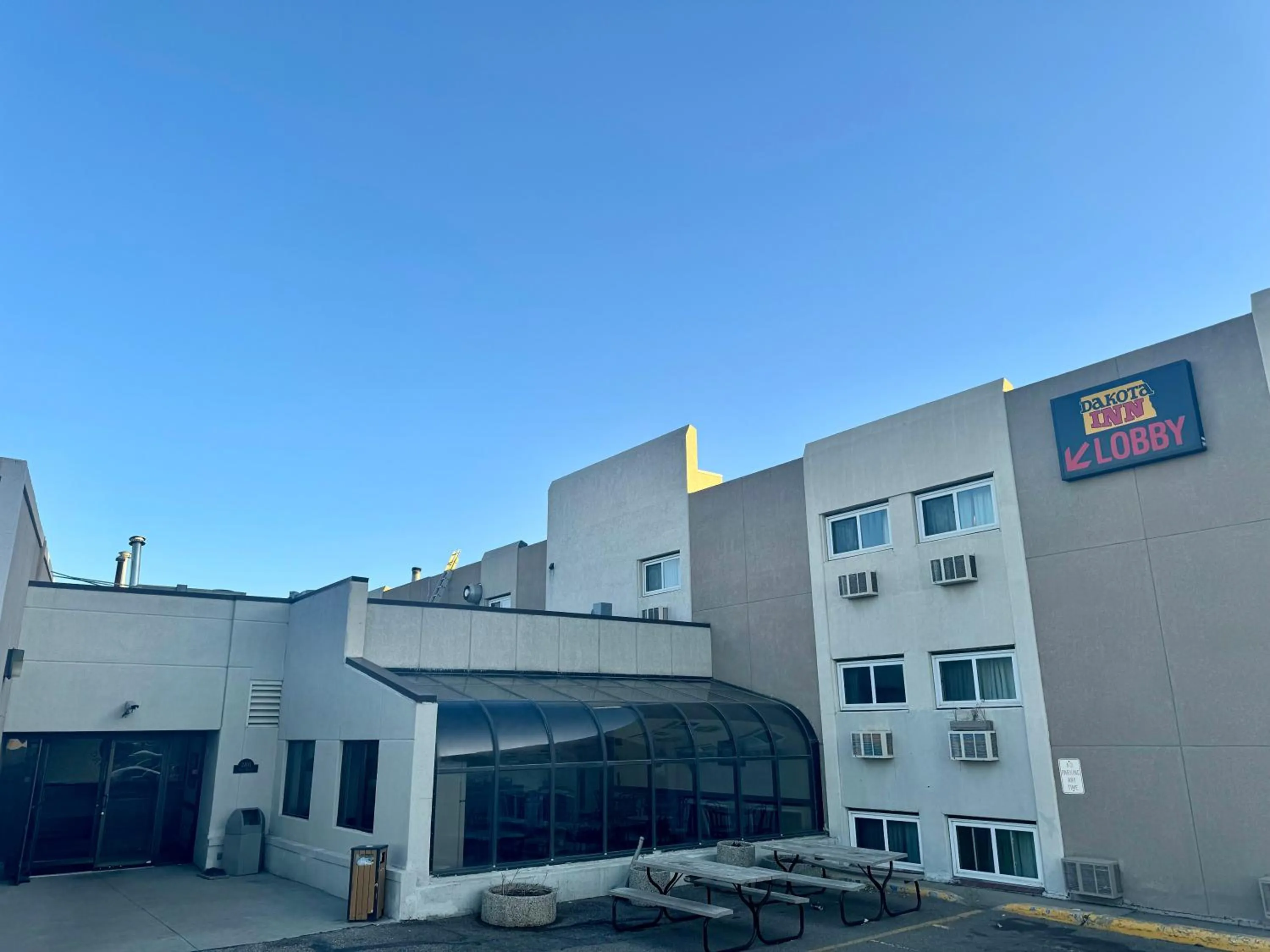 Property building in Dakota Inn