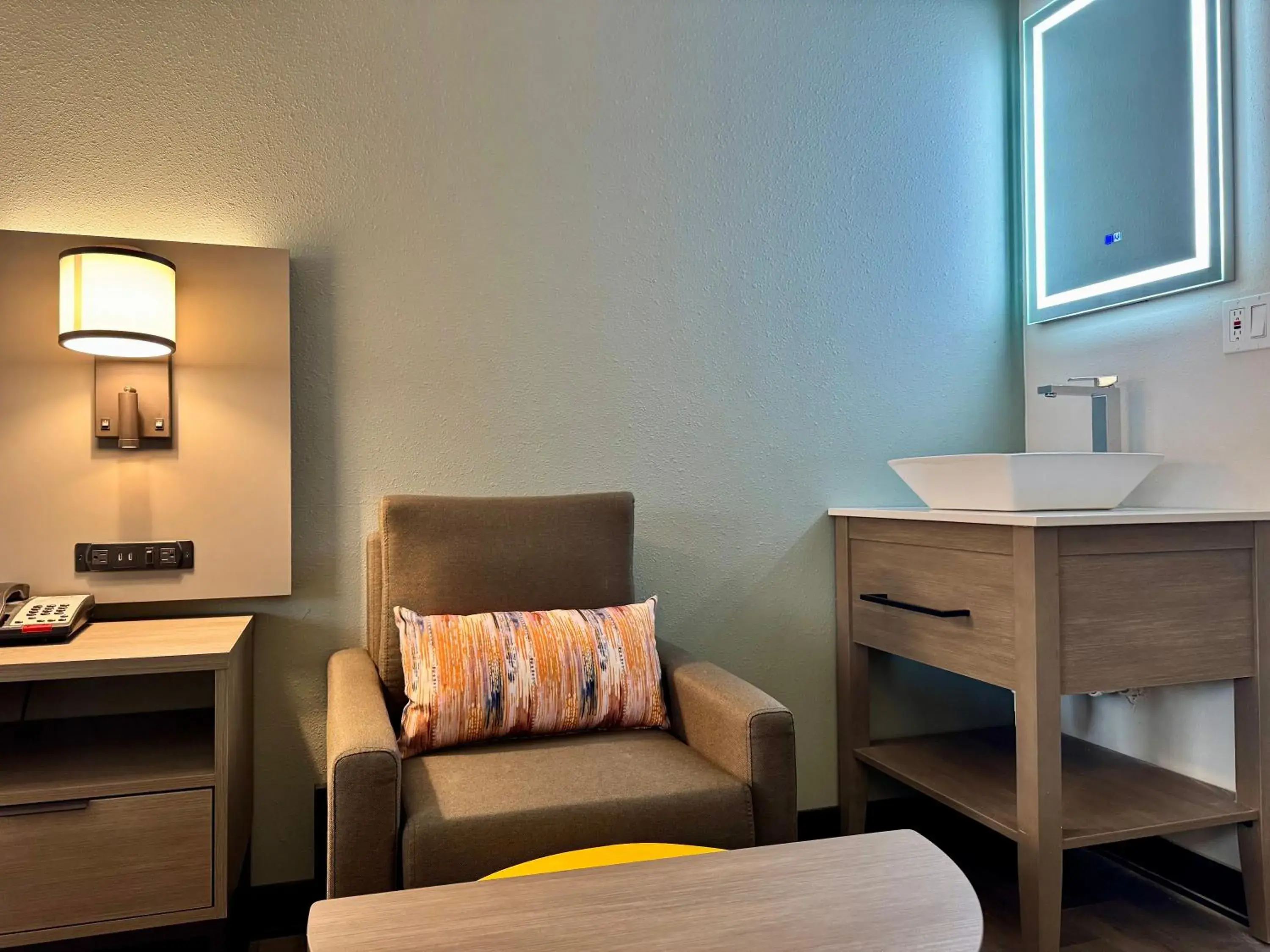 Bedroom in Dakota Inn Bedroom in Dakota Inn