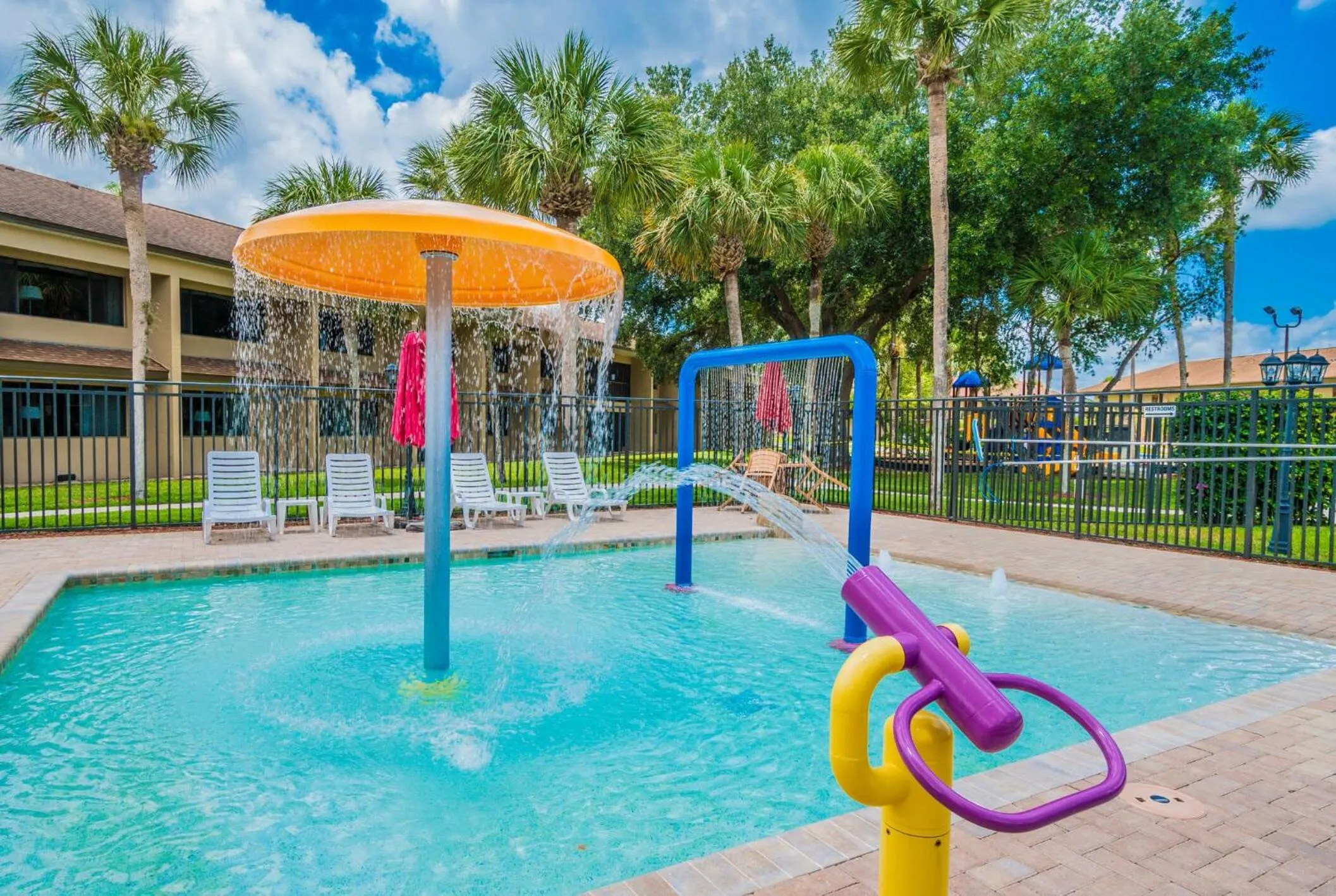 Swimming pool in Lehigh Resort Club