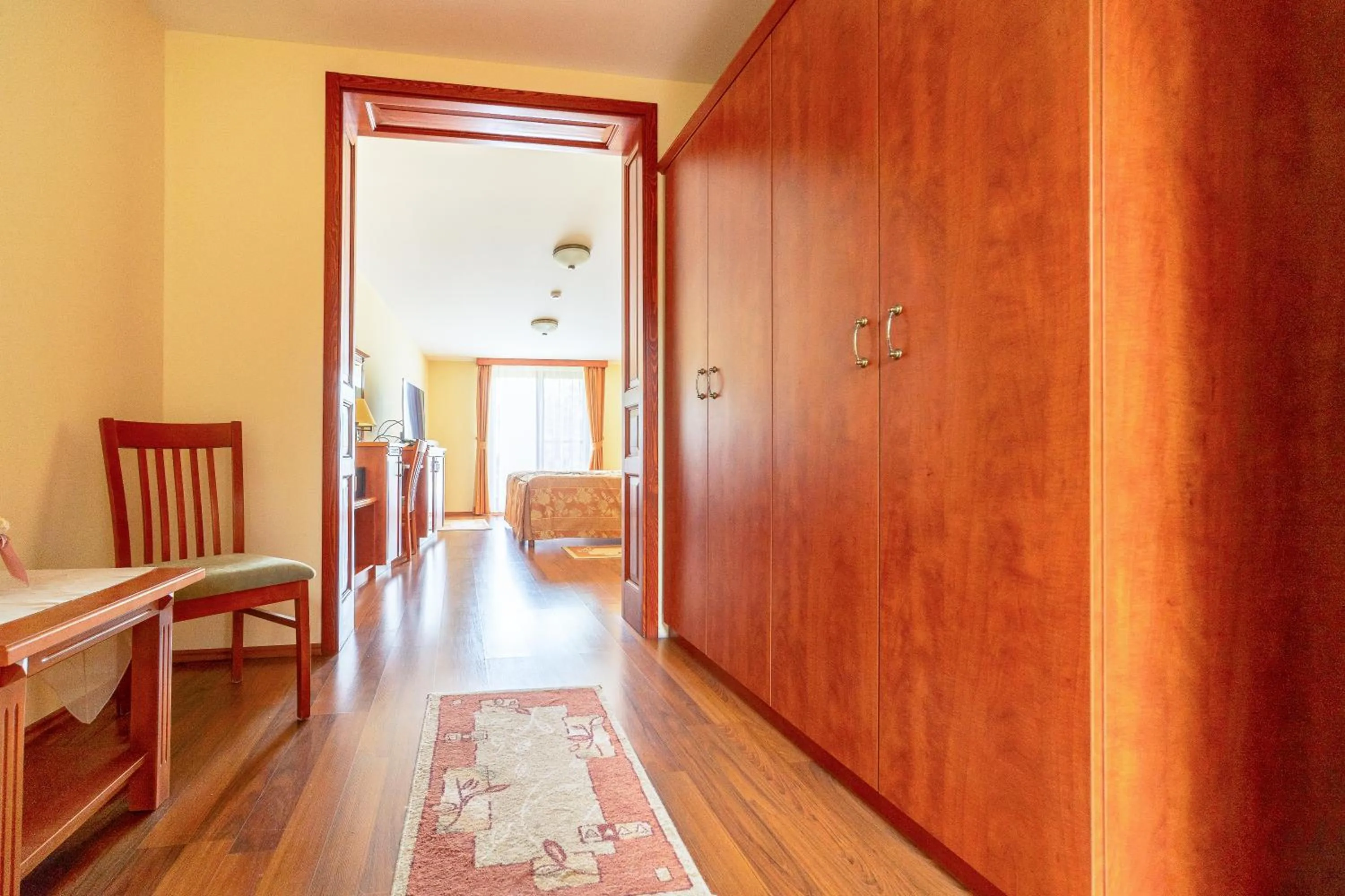 Pannon Hotel Bejelentkezés 20 óráig, Check-in until 20 o'clock, Einchecken bis 20 Uhr
