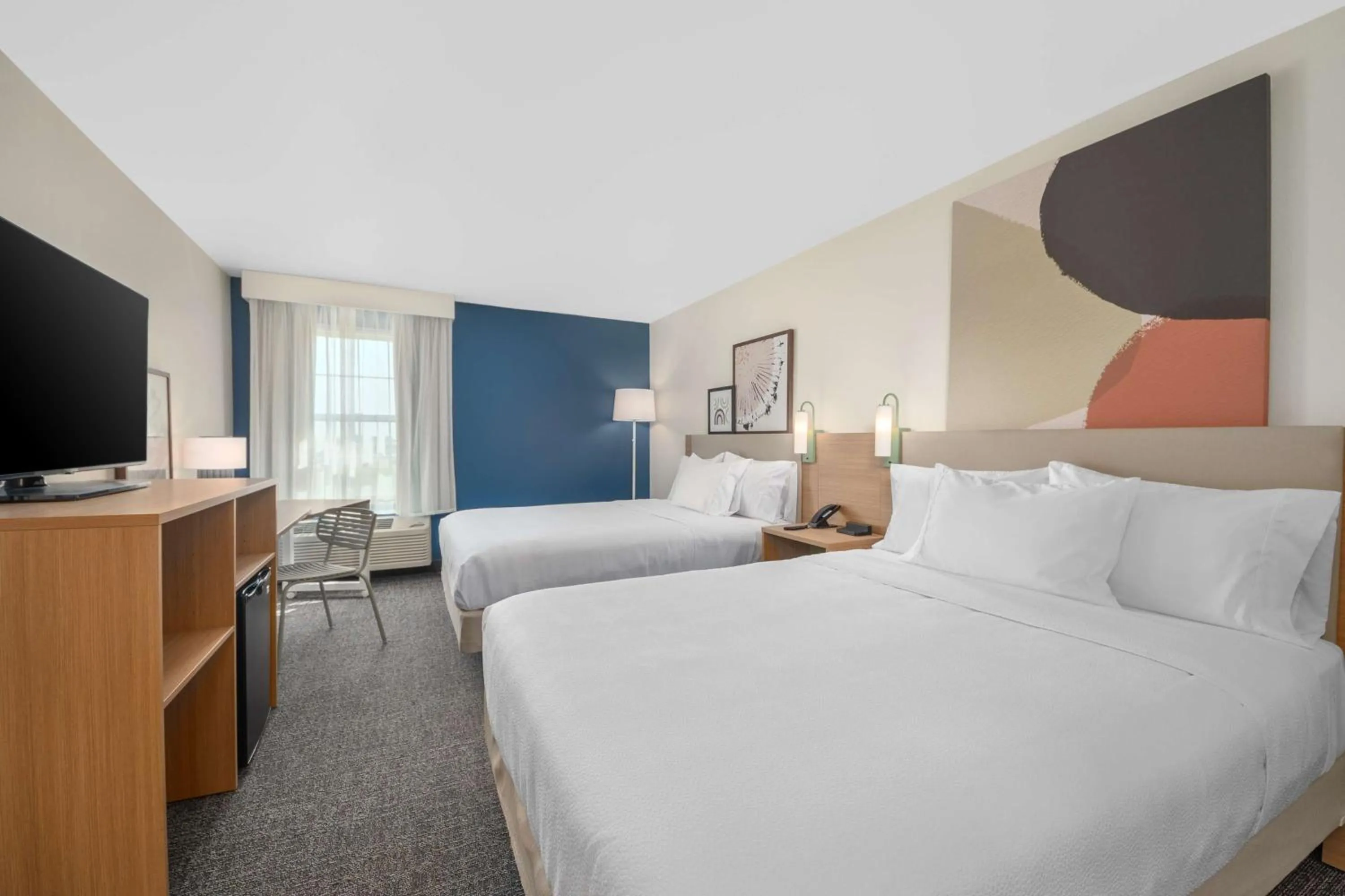 Bed in Sierra Inn Minot