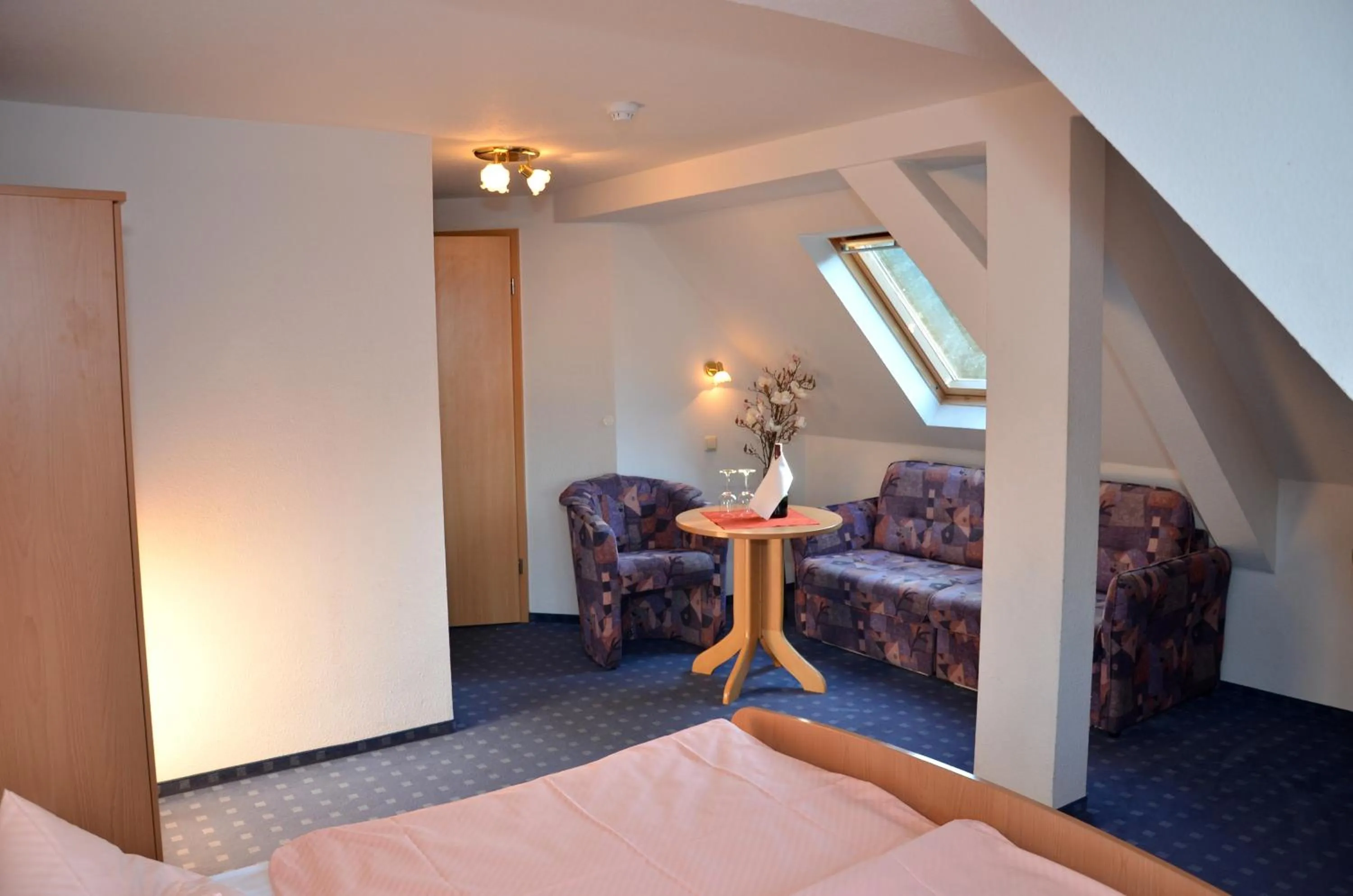 Photo of the whole room, Bed in Hotel Vierenstraße