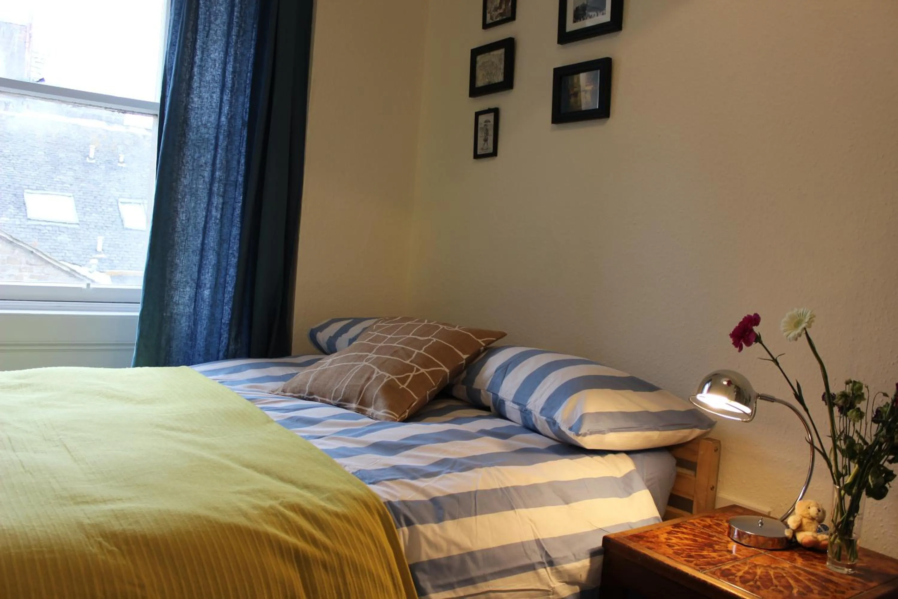 Bedroom in William Wallace Hotel