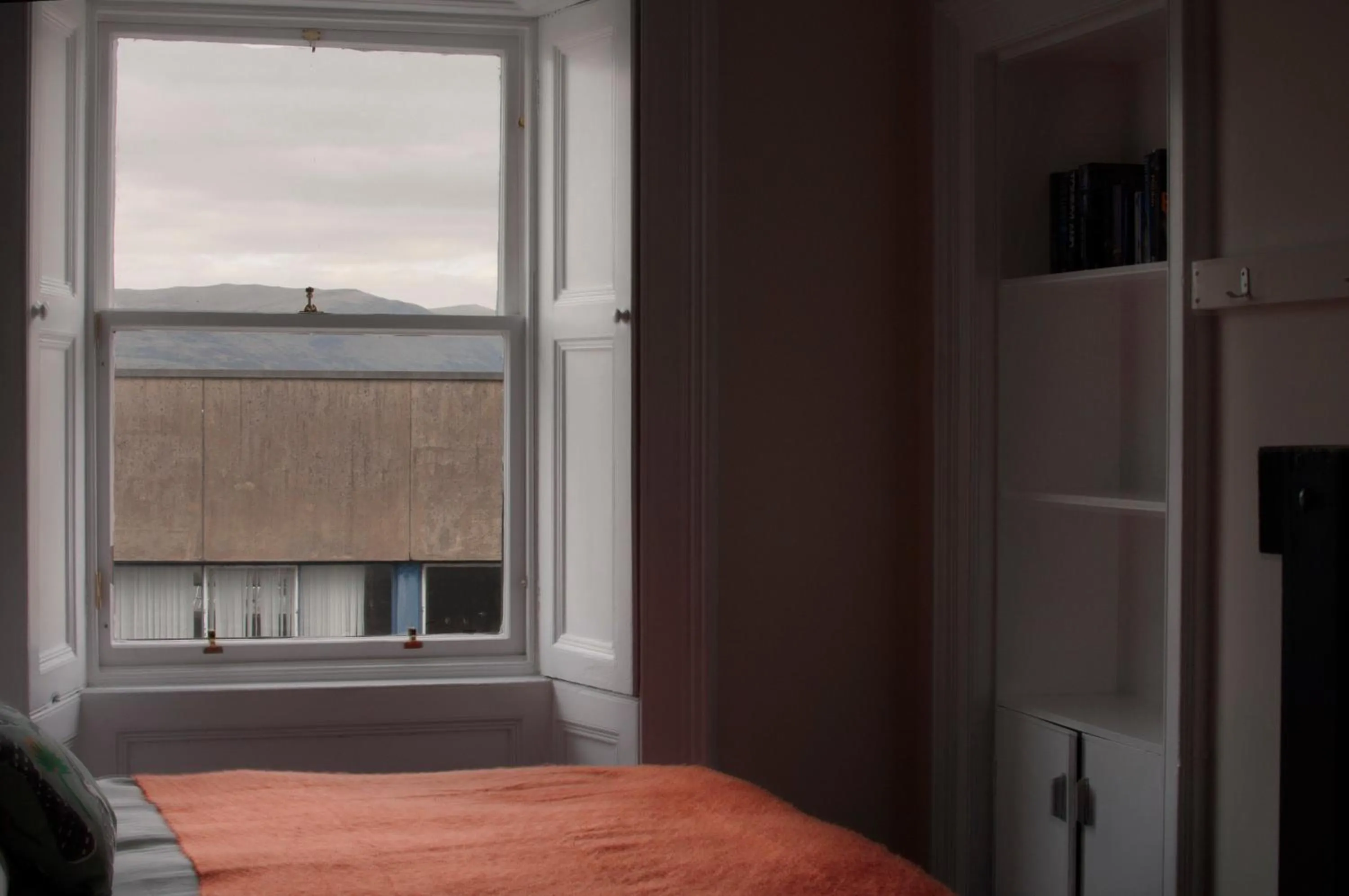 Photo of the whole room in William Wallace Hotel