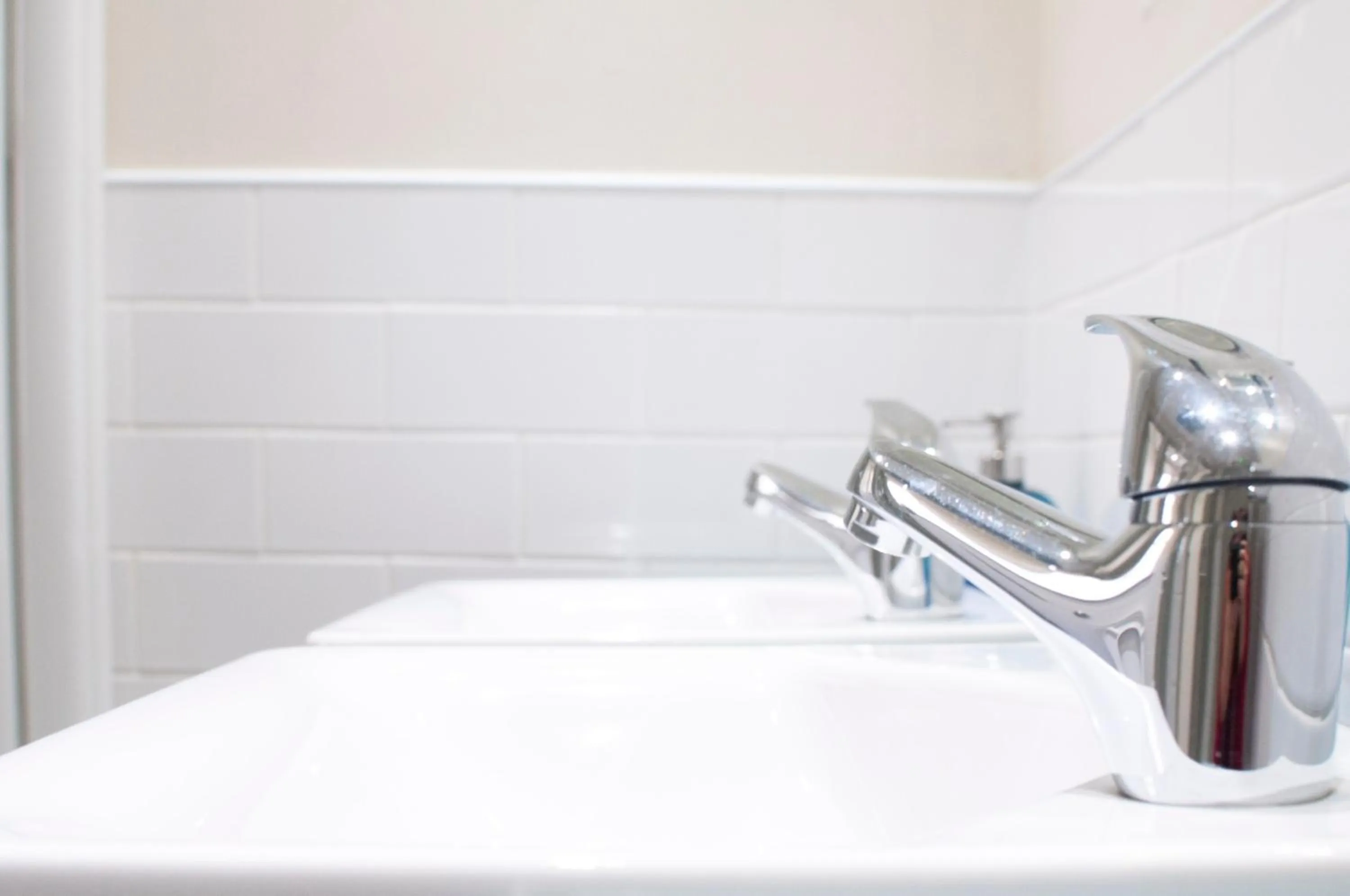 Bathroom in William Wallace Hotel