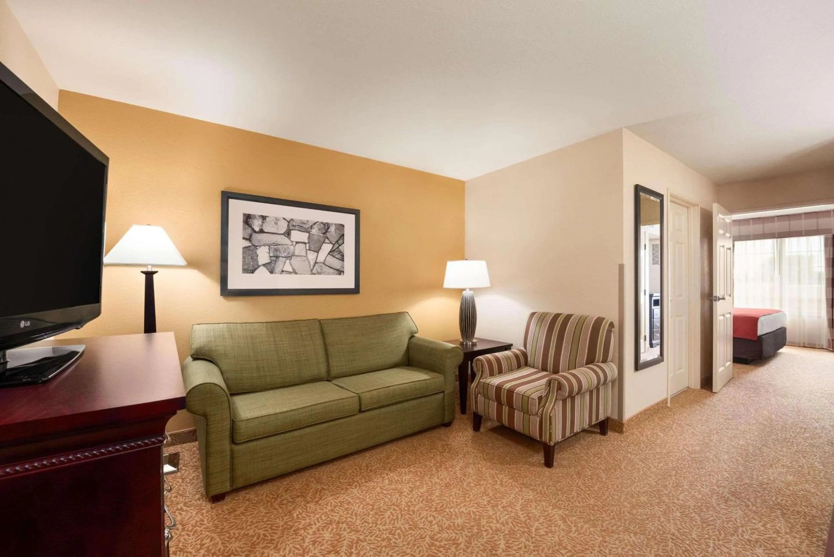Bedroom in Country Inn & Suites by Radisson, Minot, ND