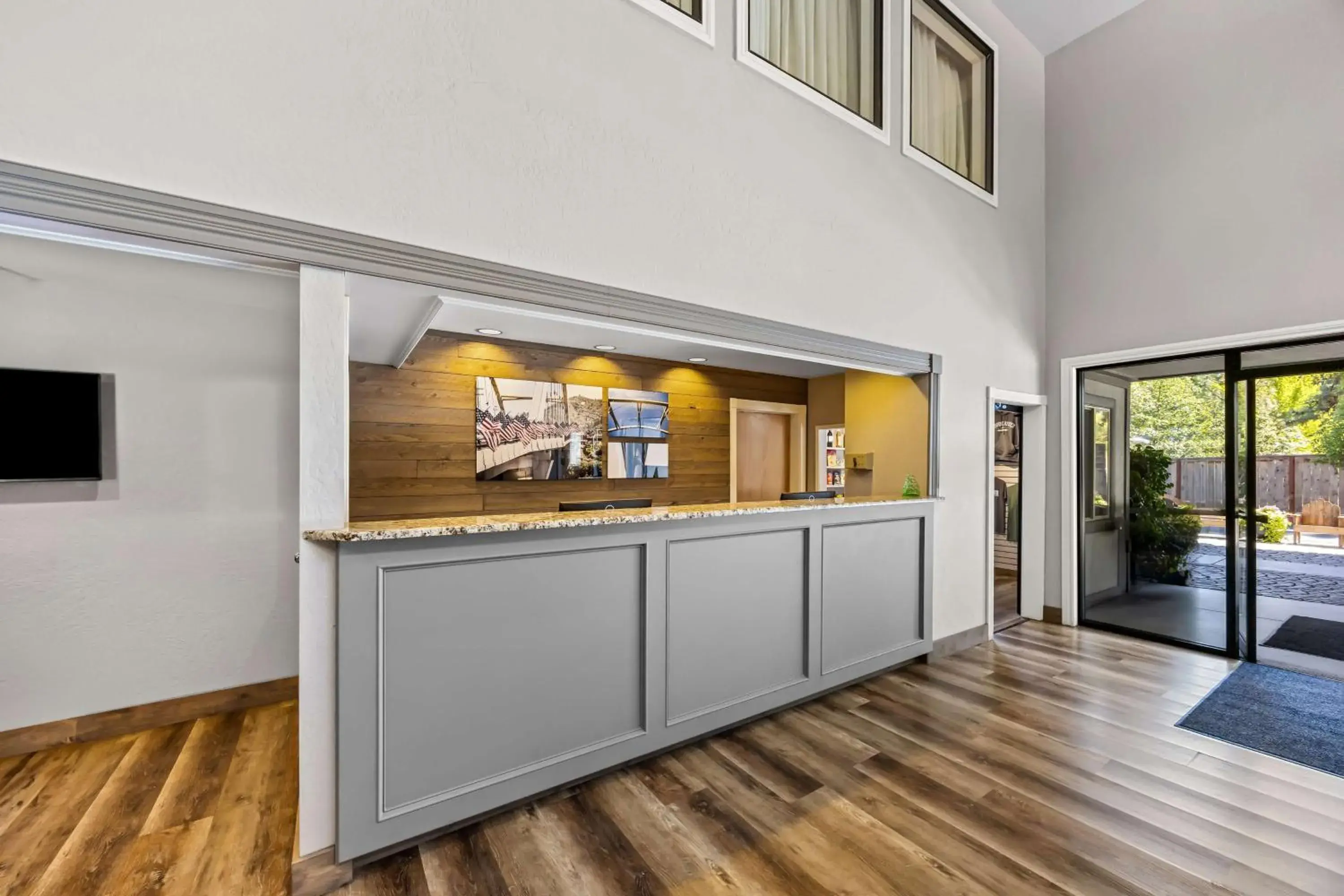 Lobby or reception in Best Western Inn at the Rogue Lobby or reception in Best Western Inn at the Rogue