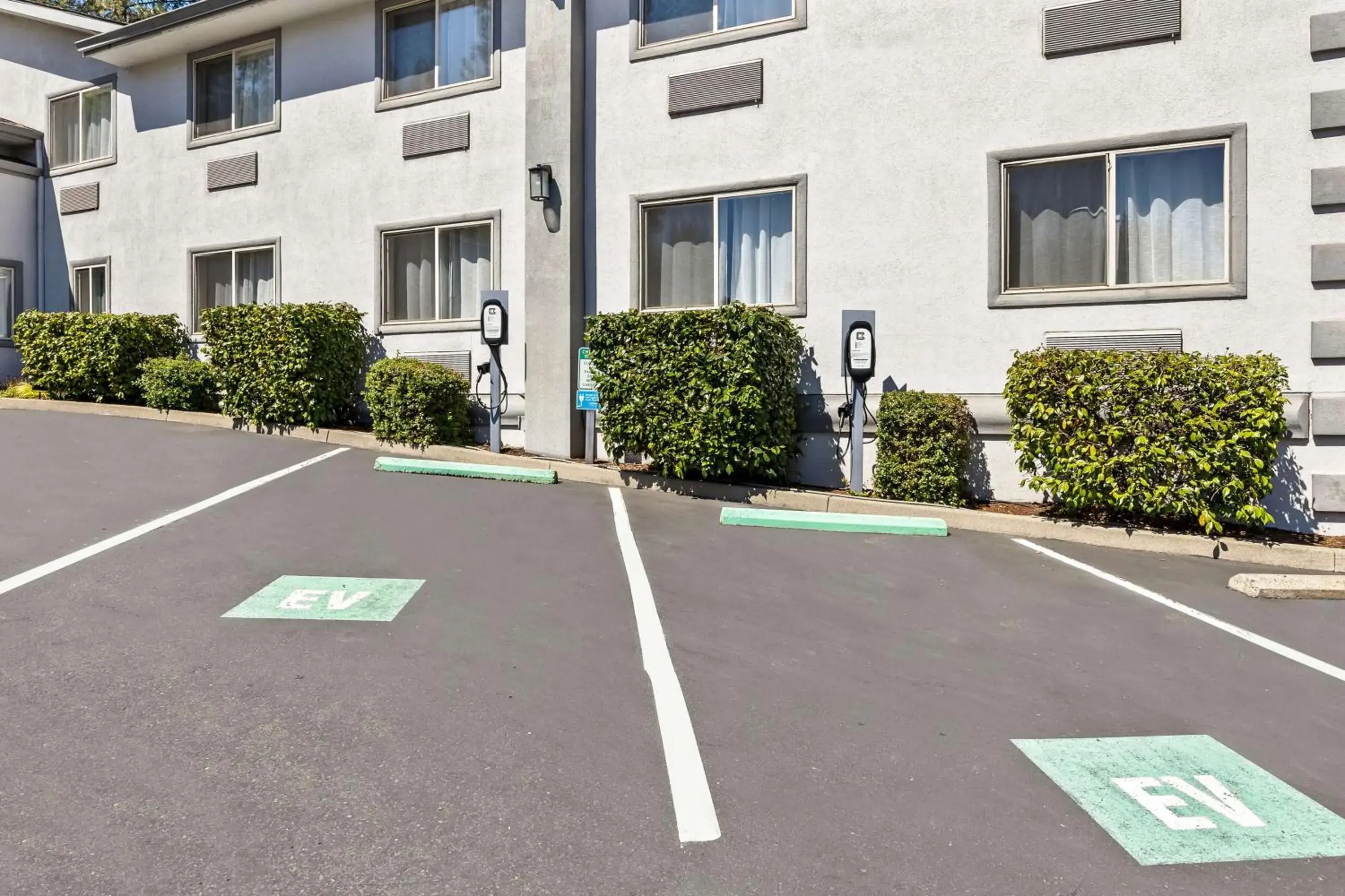 Property building in Best Western Inn at the Rogue Property building in Best Western Inn at the Rogue