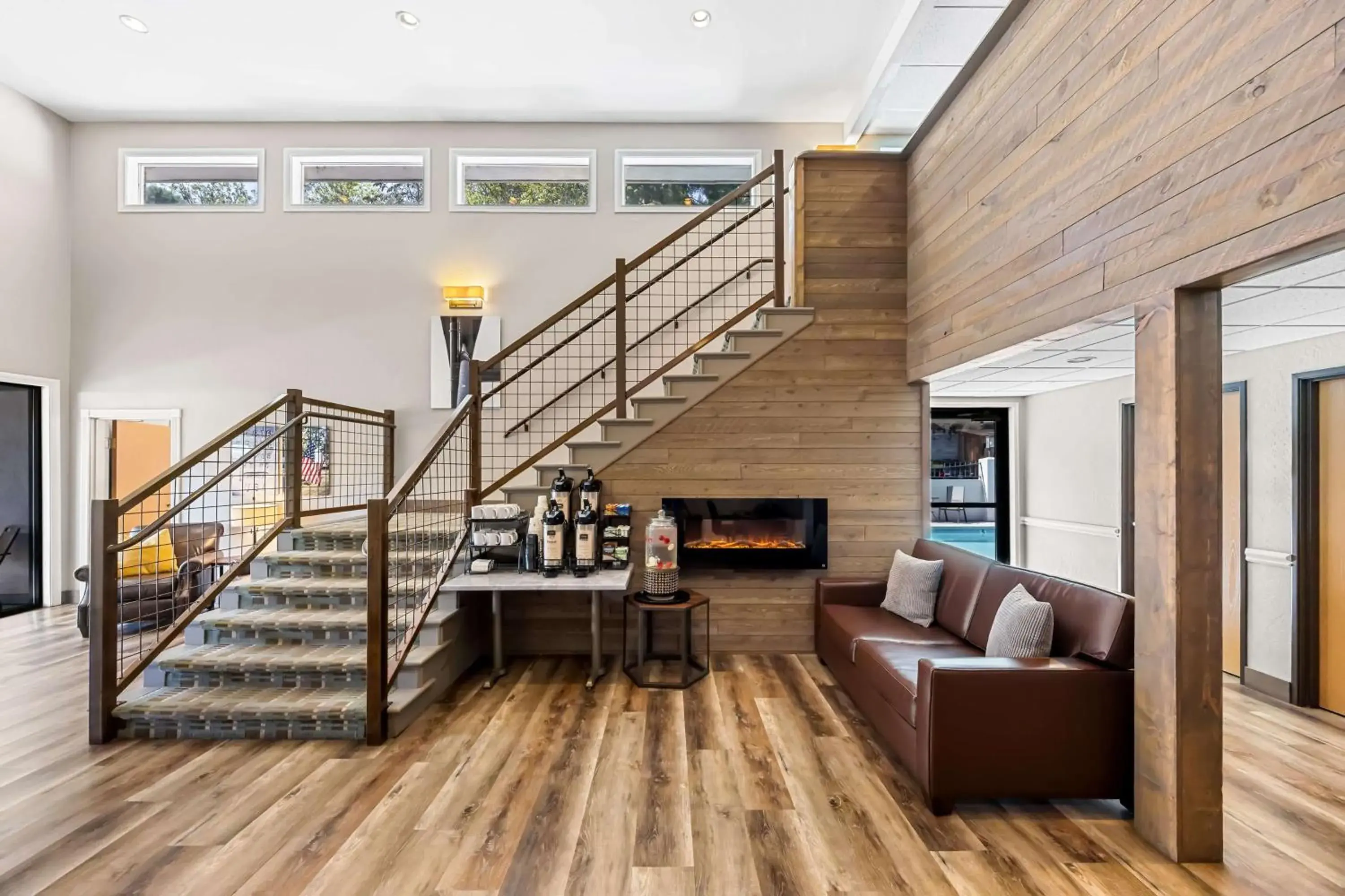 Lobby or reception in Best Western Inn at the Rogue Lobby or reception in Best Western Inn at the Rogue