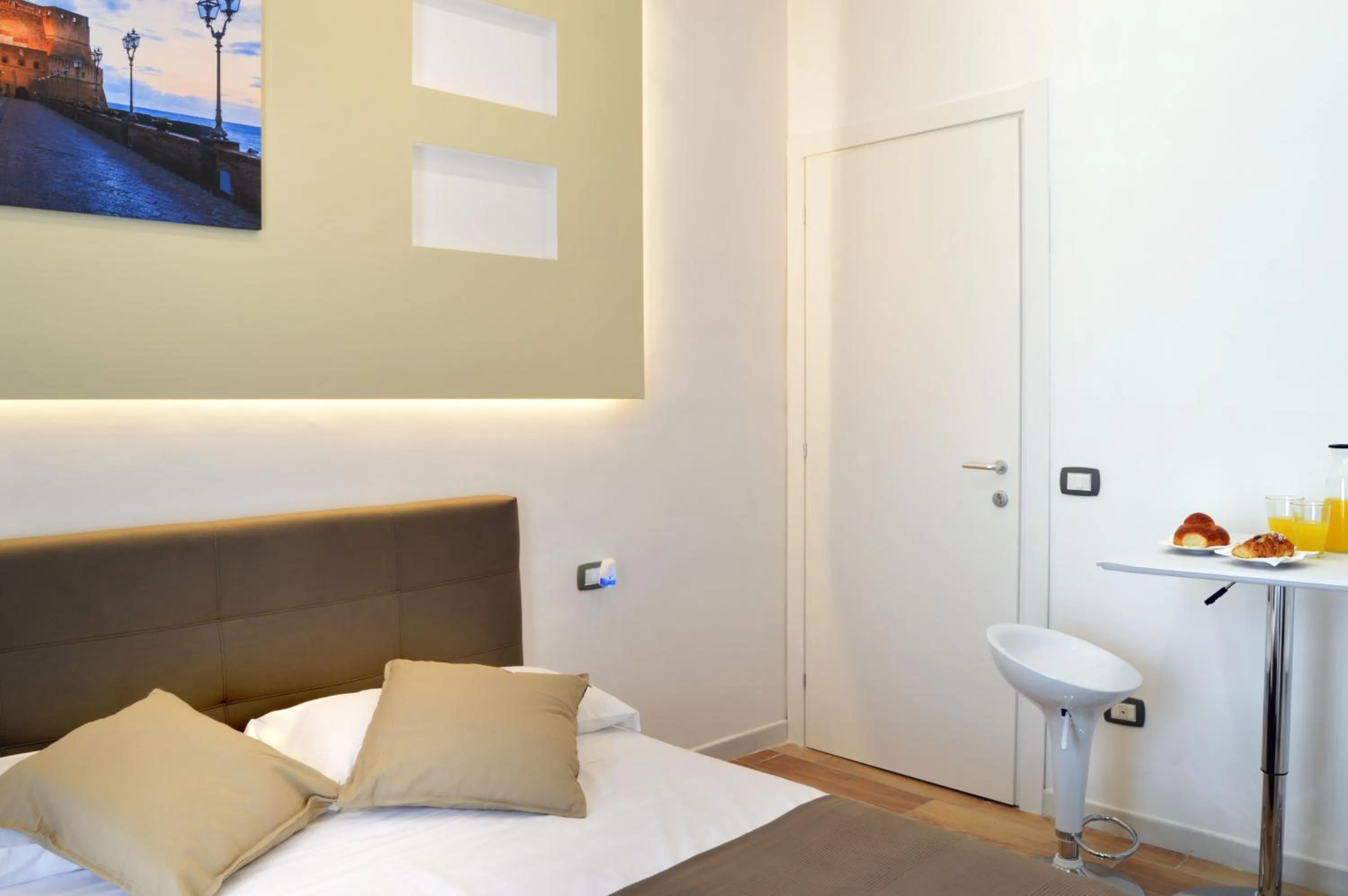 Bed in B&BCentral Station Napoli