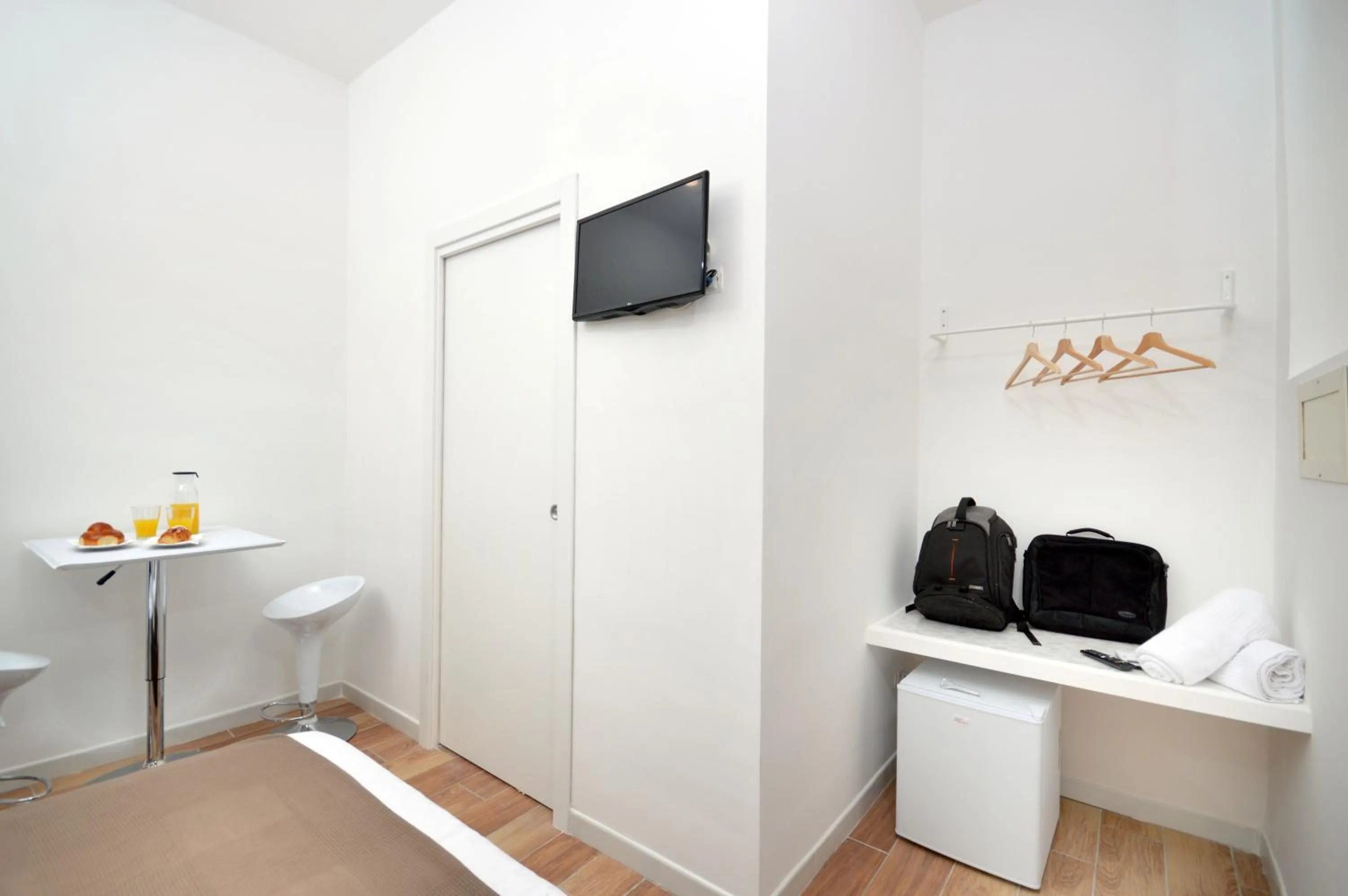 TV and multimedia in B&BCentral Station Napoli