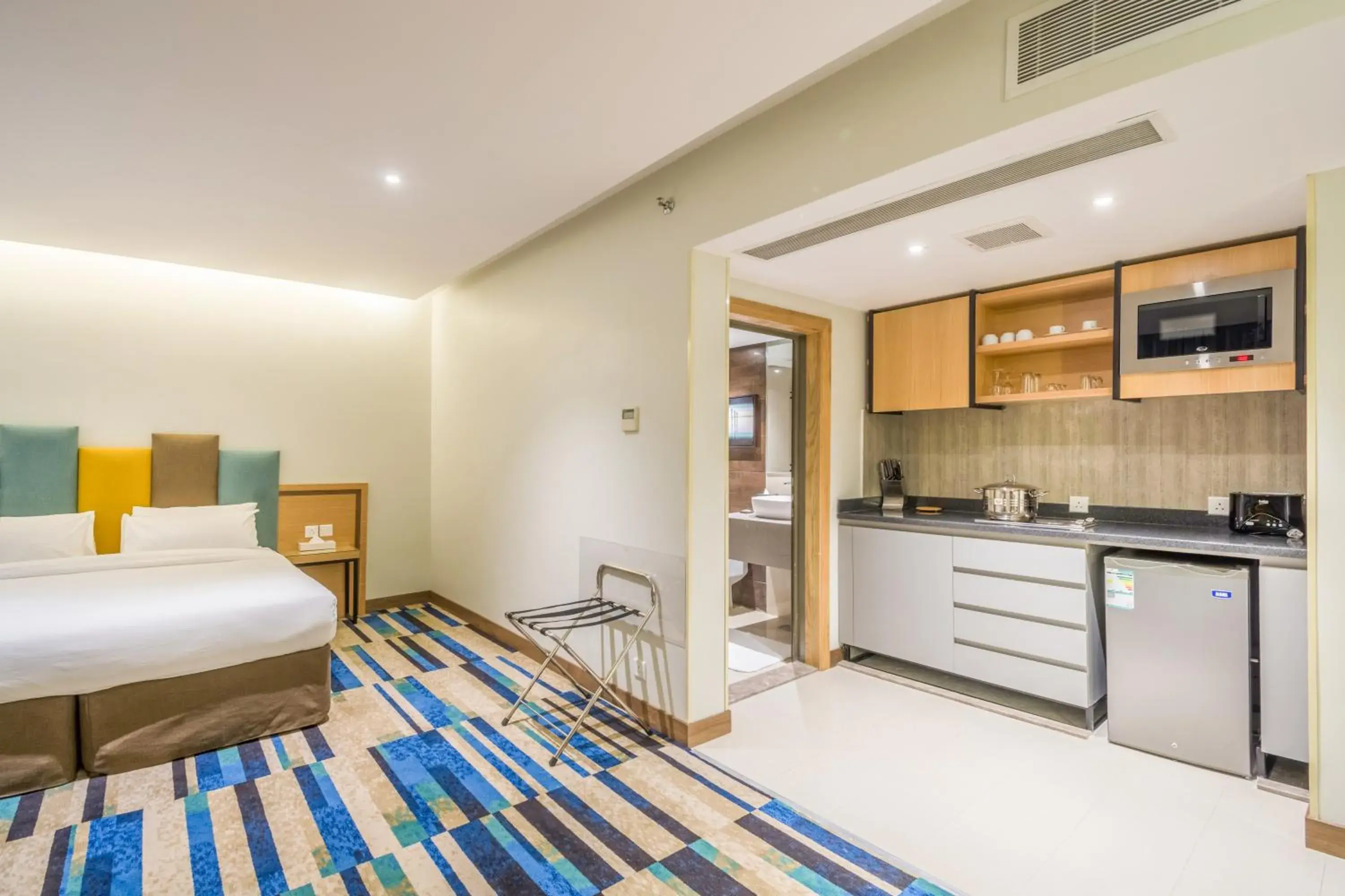 Bedroom, Bed in Ewaa Express Hotel - Al Olaya Bedroom, Bed in Ewaa Express Hotel - Al Olaya