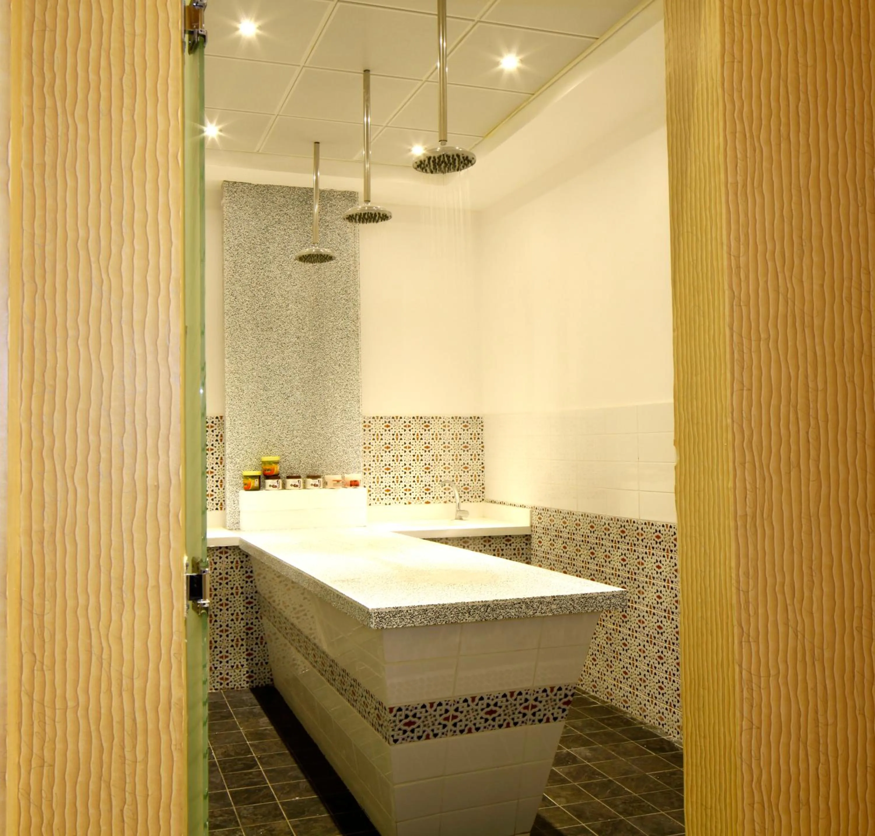 Spa and wellness centre/facilities in Ewaa Express Hotel - Al Olaya