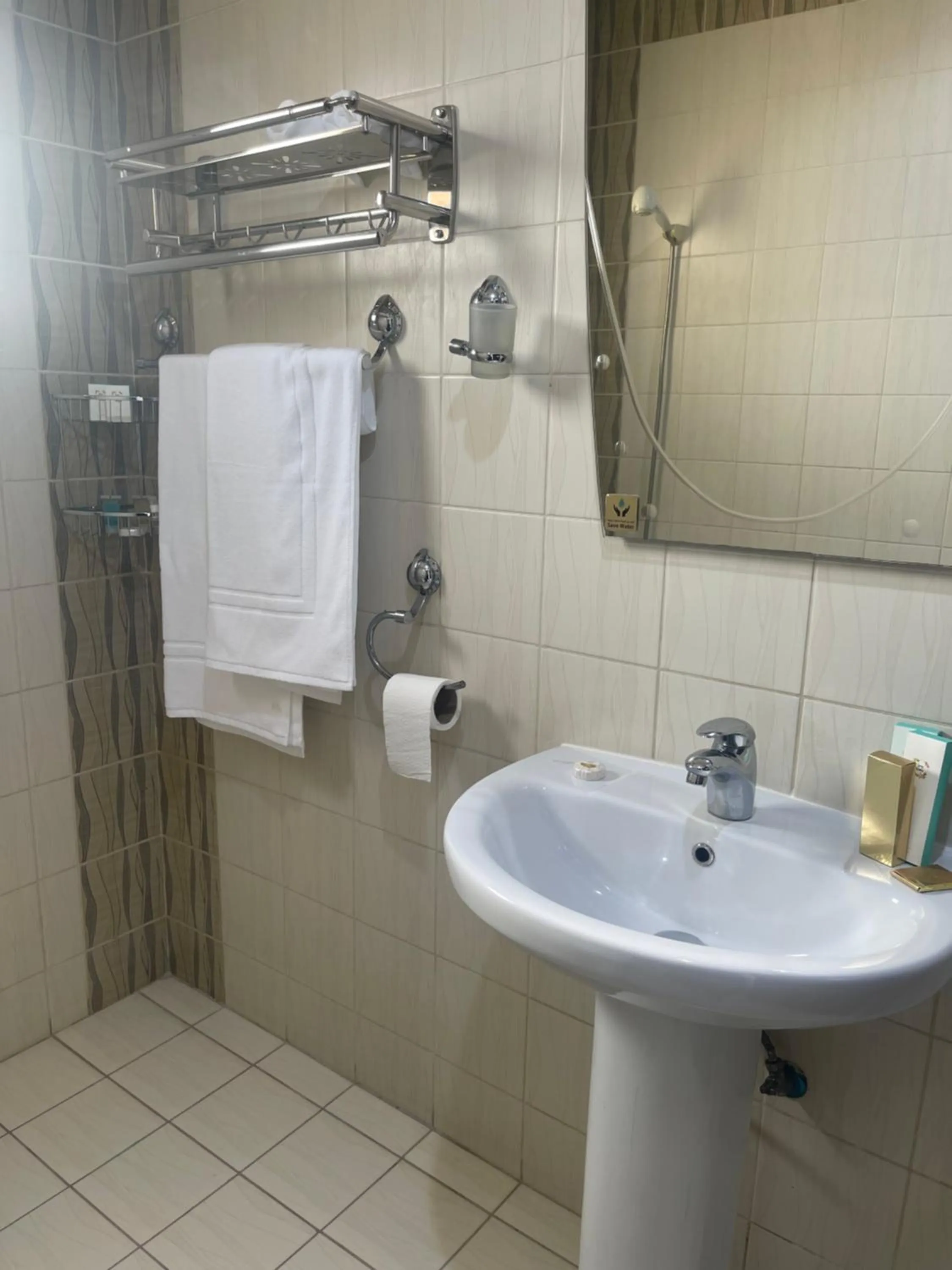 شقق توليب الروضه للشقق المخدومة