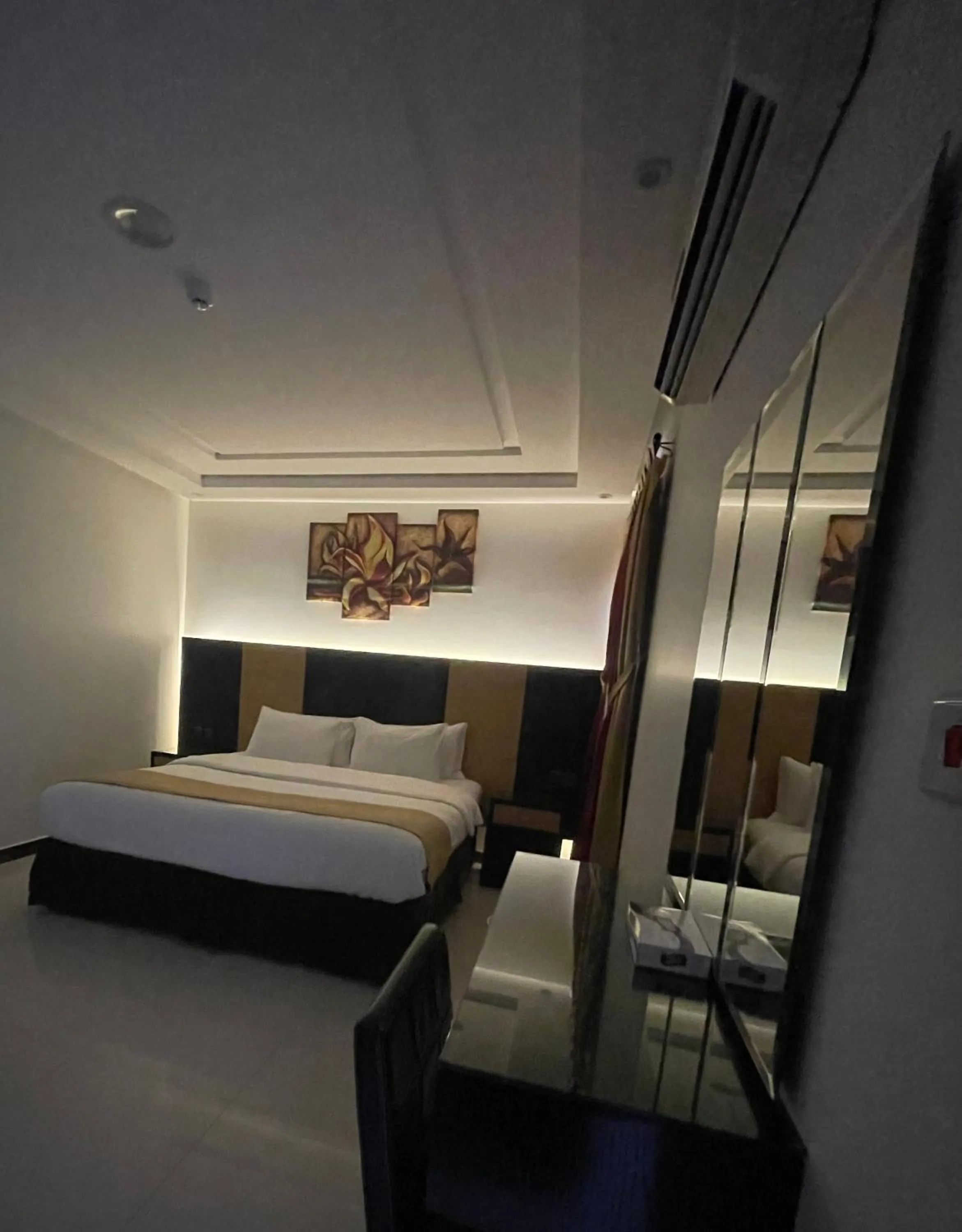 Bed in شقق توليب الروضه للشقق المخدومة