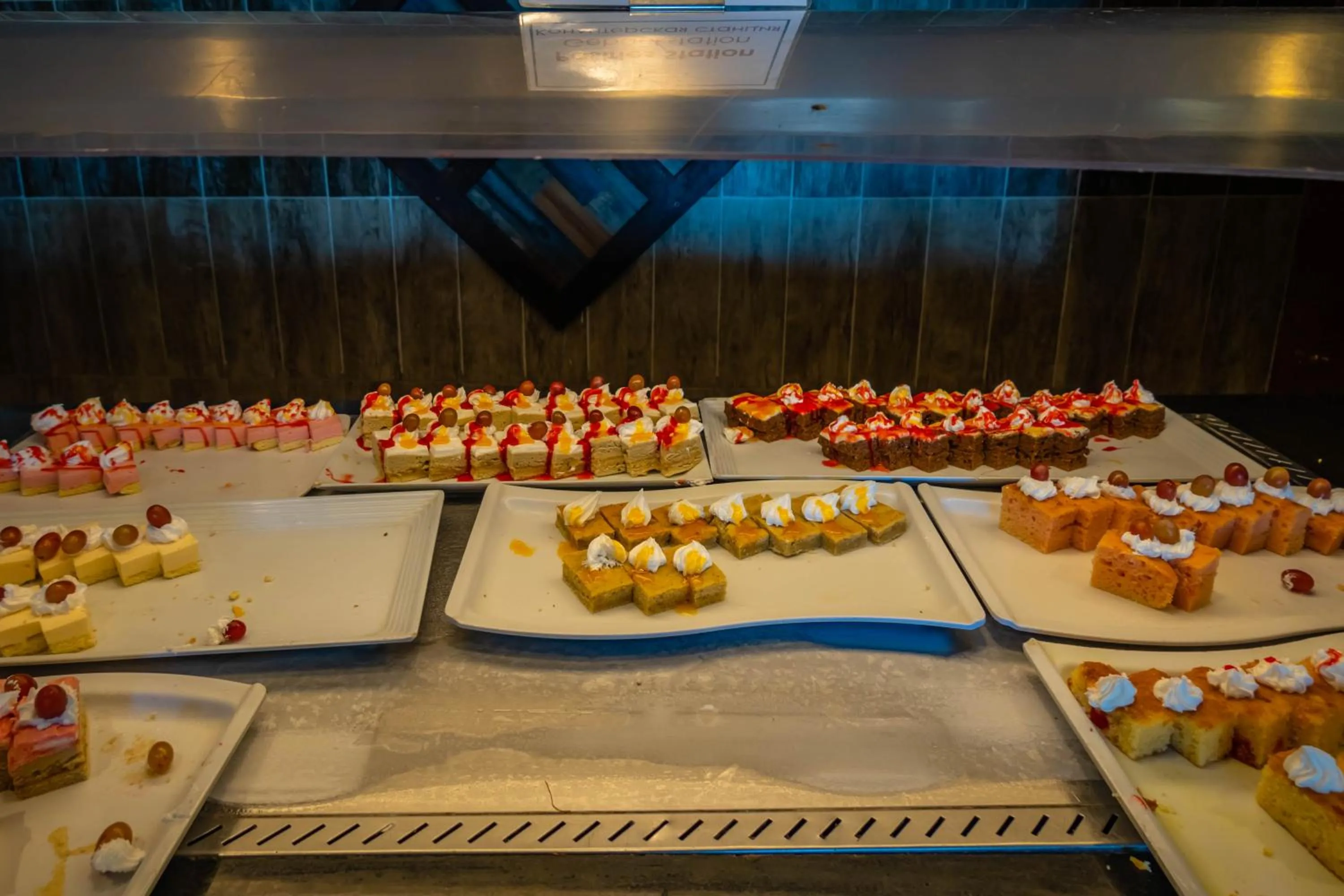 Restaurant/places to eat in Magic Beach Hotel Hurghada