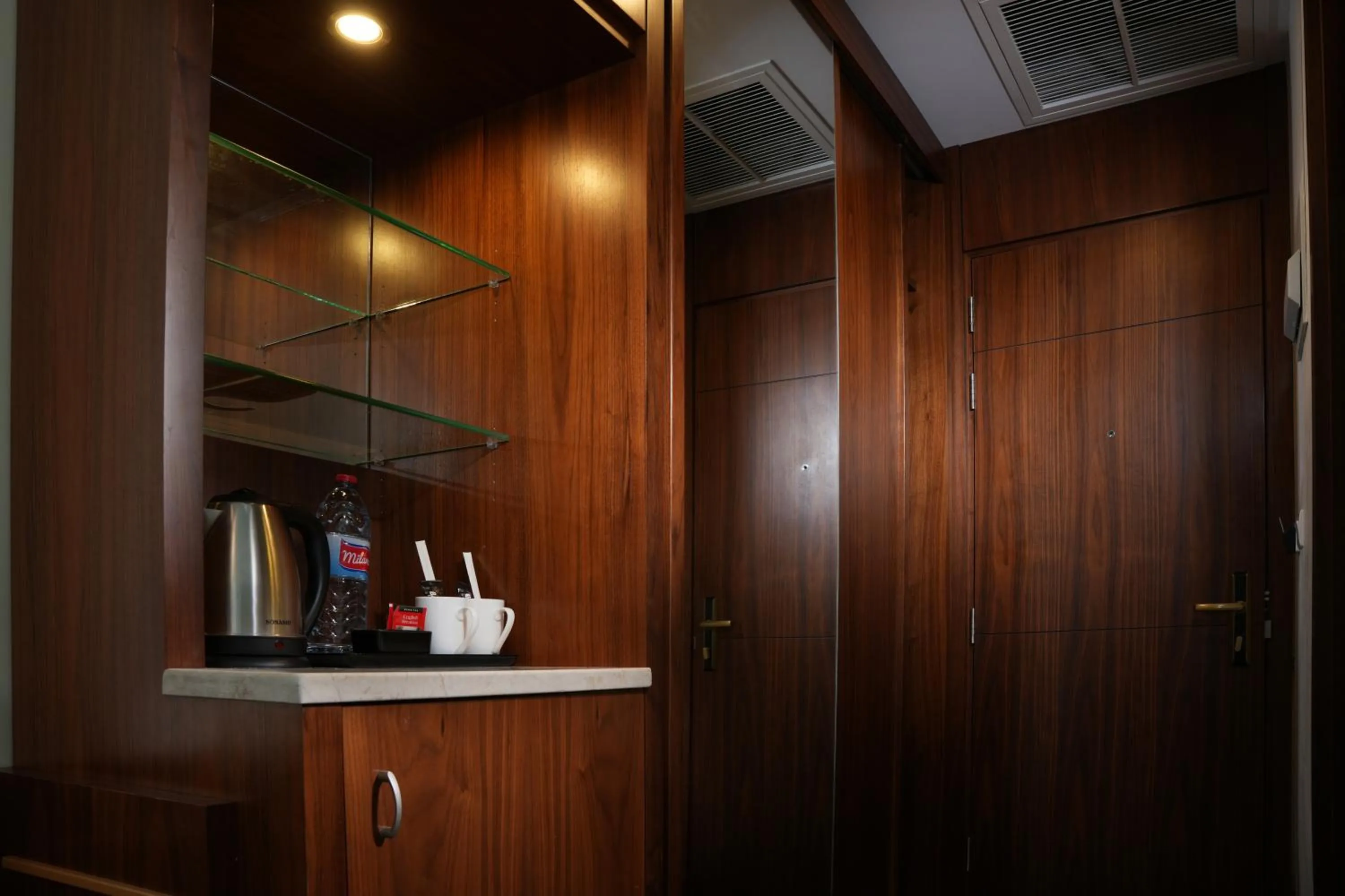 Coffee/tea facilities in Holyland Hotel Amman