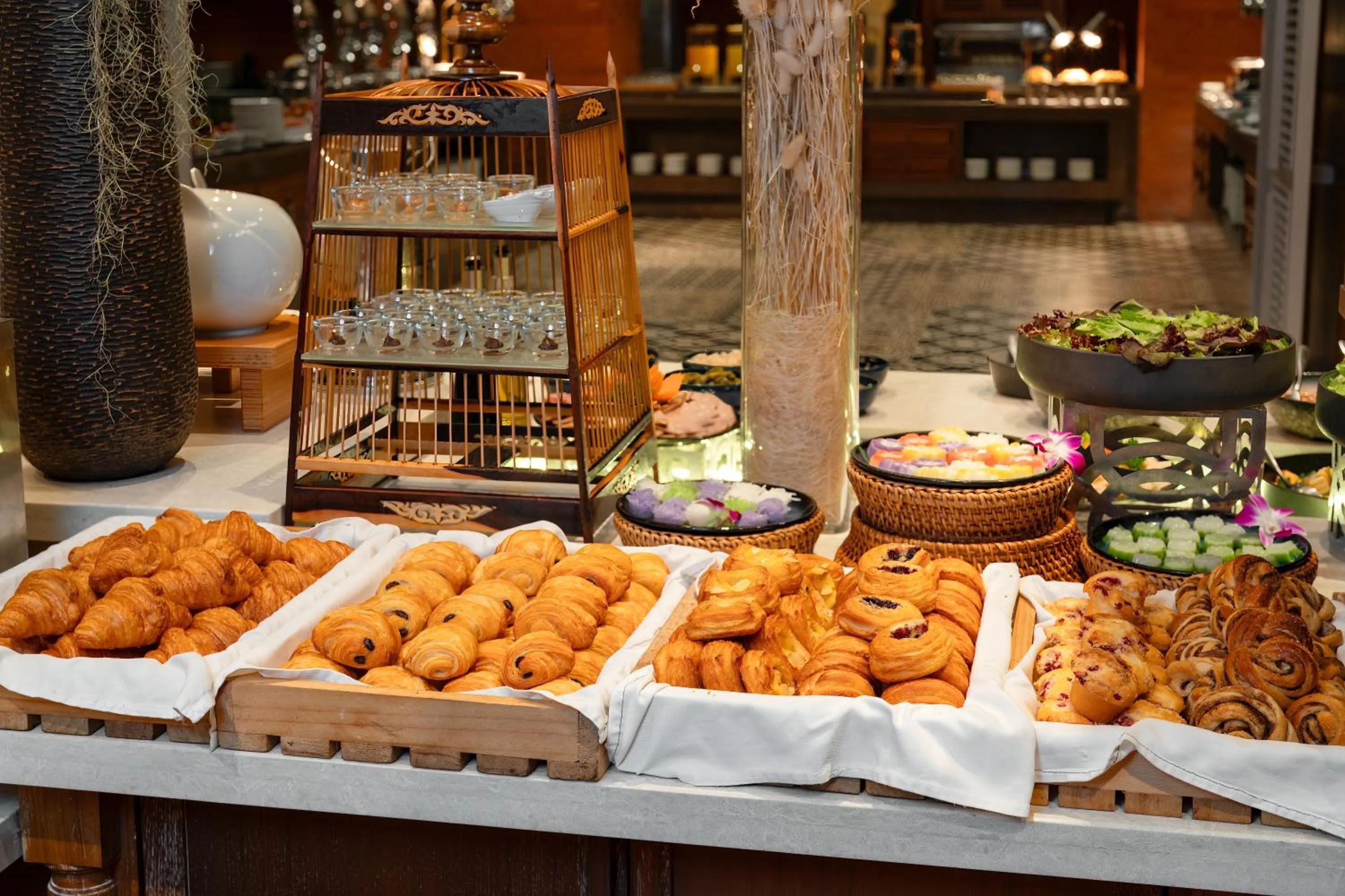 Food and drinks in SAii Laguna Phuket