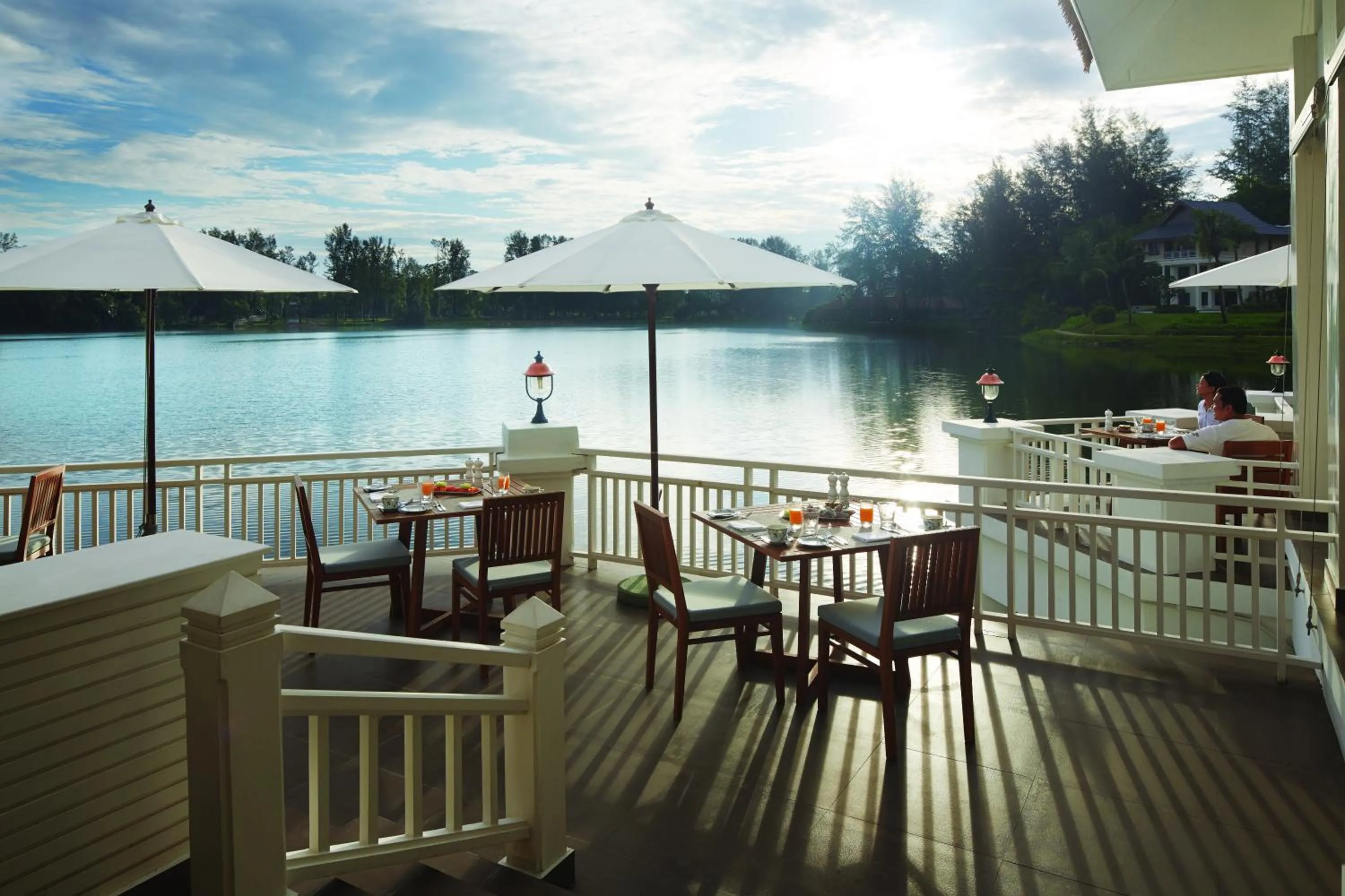 Restaurant/places to eat in SAii Laguna Phuket