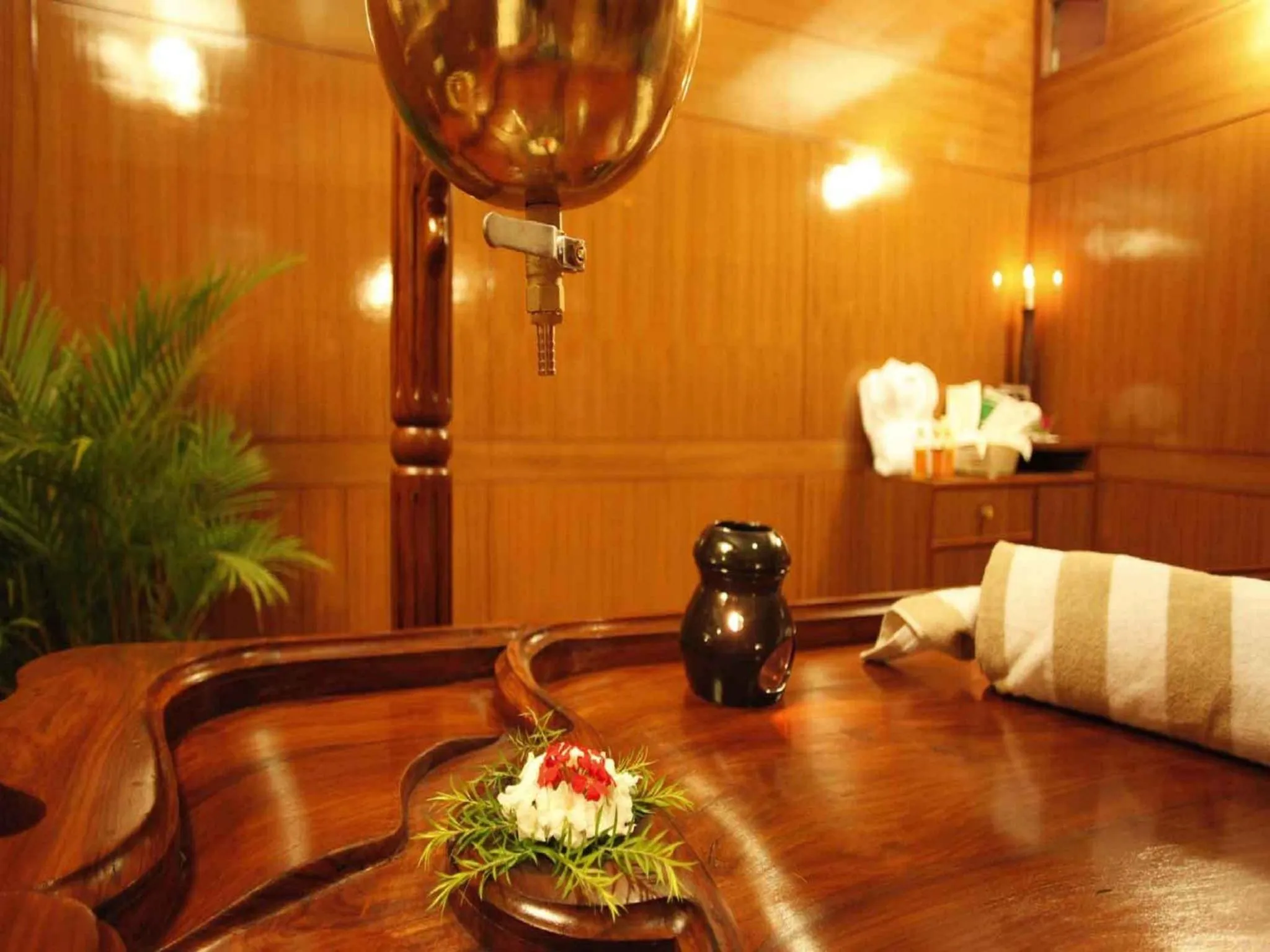 Massage in GANGA KINARE- A Riverside Boutique Resort, Rishikesh