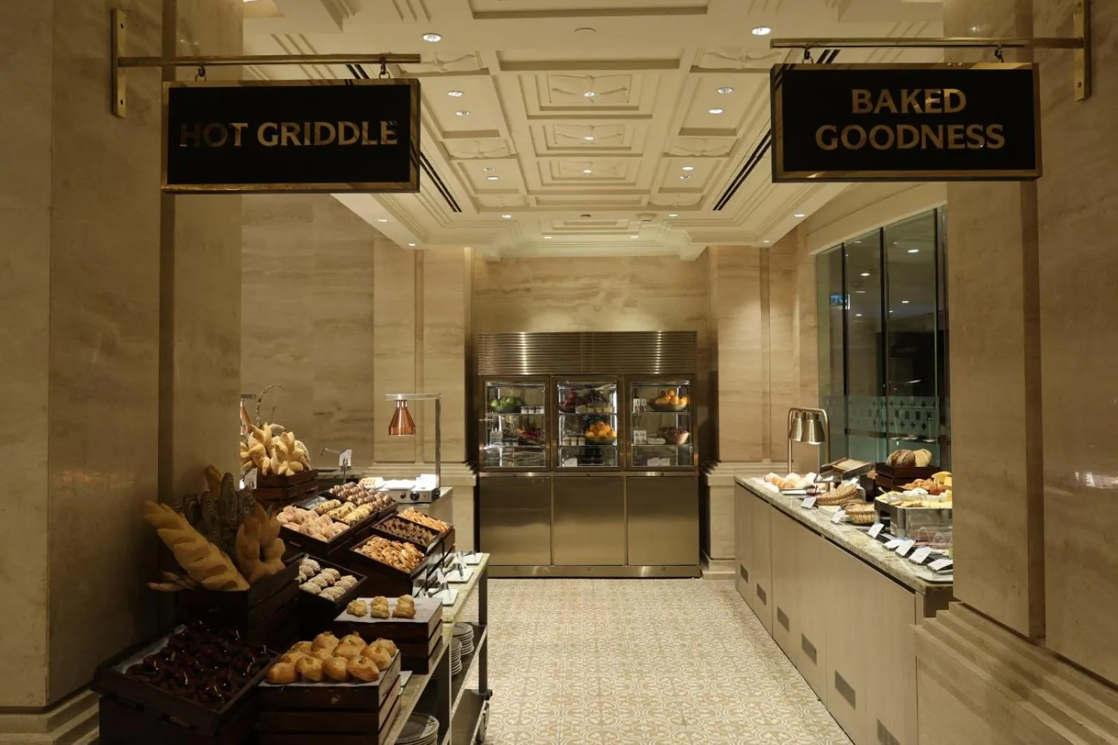 Food and drinks in ITC Grand Chola, a Luxury Collection Hotel, Chennai