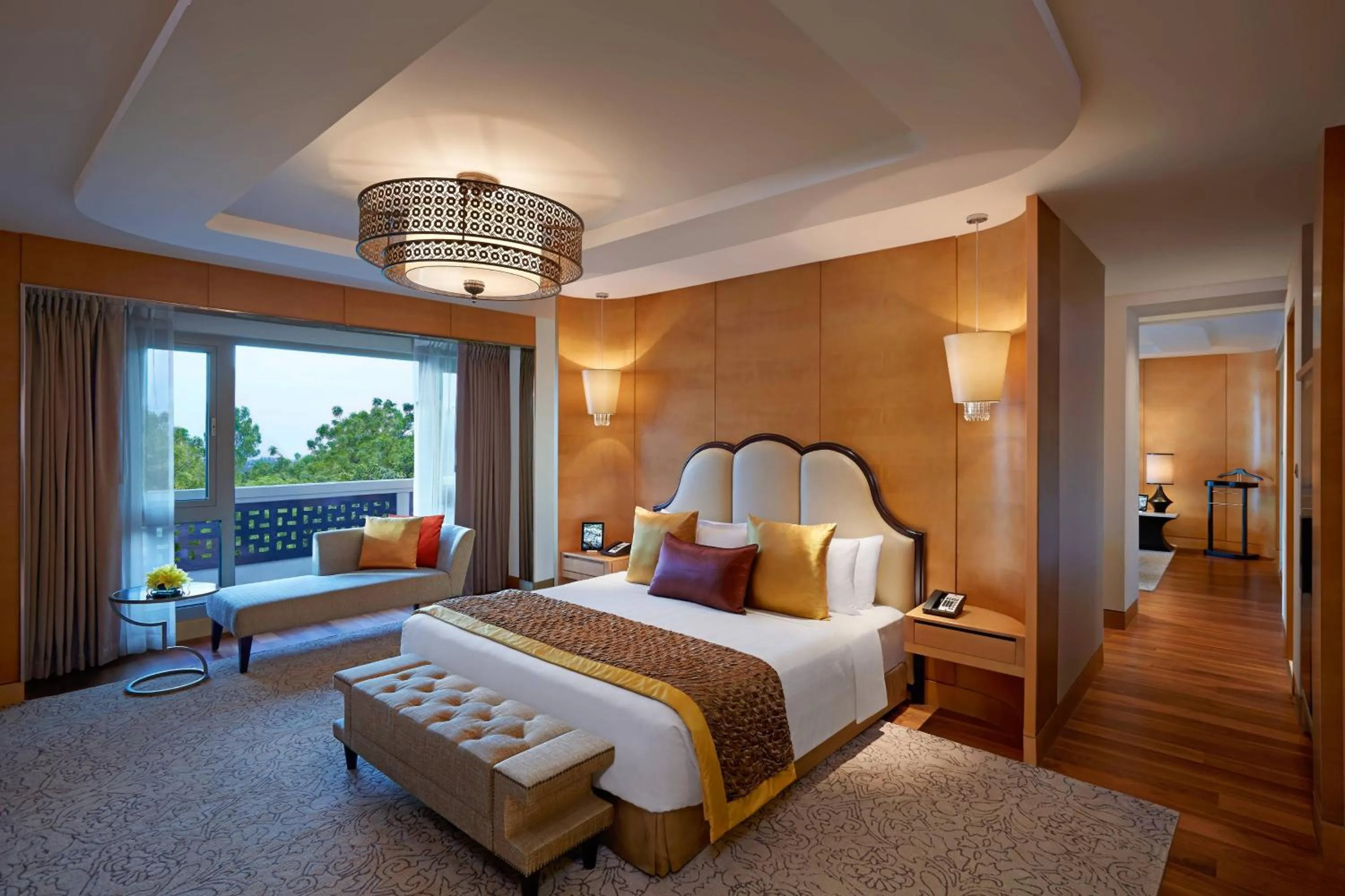 Bedroom, Bed in ITC Grand Chola, a Luxury Collection Hotel, Chennai