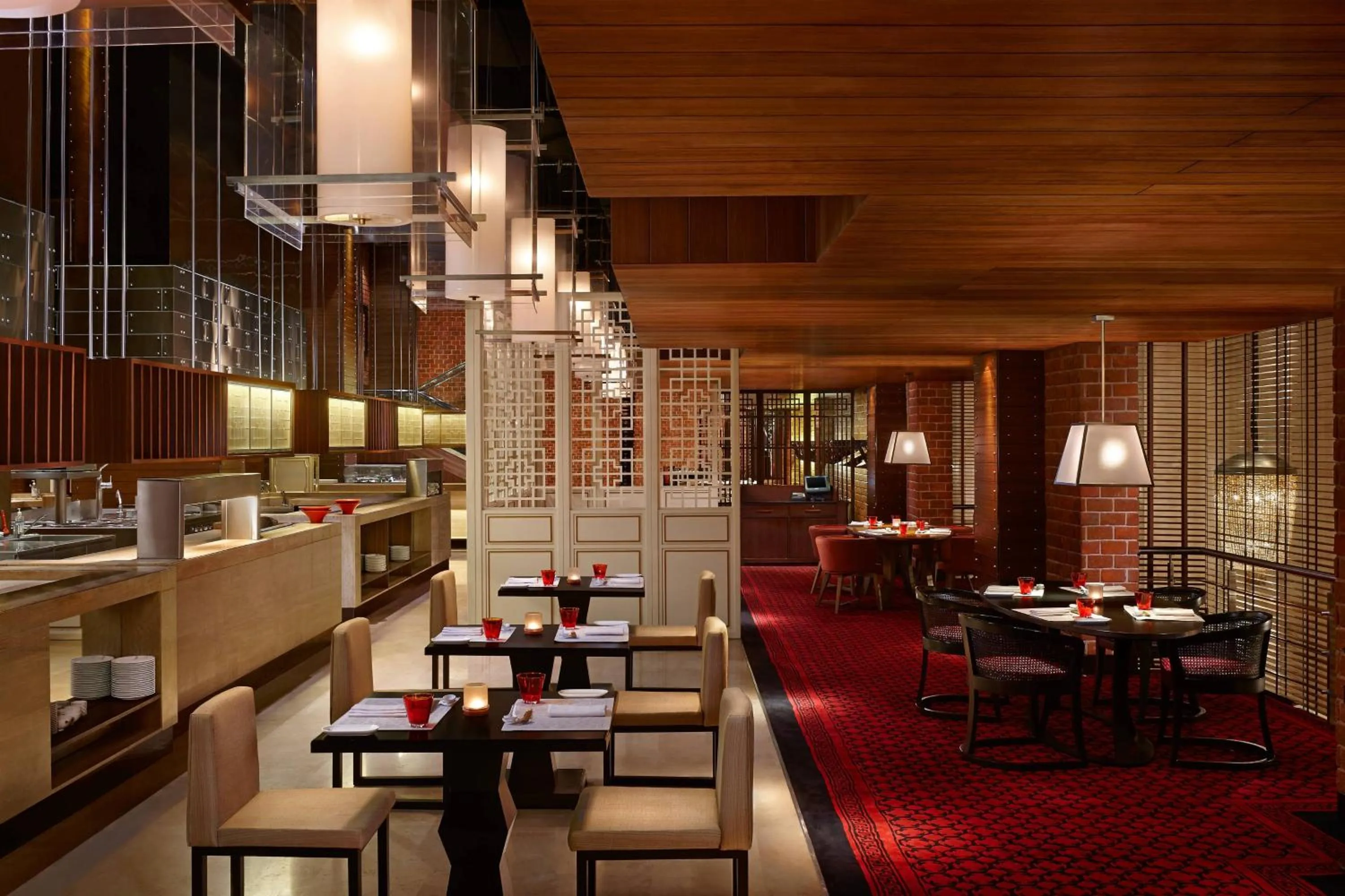 Restaurant/places to eat in ITC Grand Chola, a Luxury Collection Hotel, Chennai