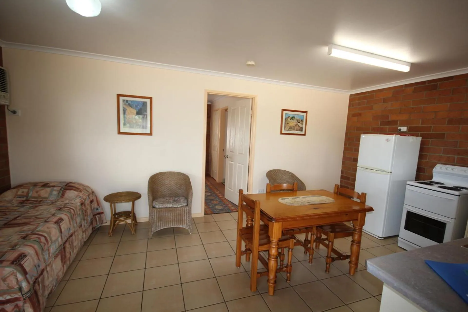 Rubyvale Motel & Holiday Units - An Adults Only Getaway