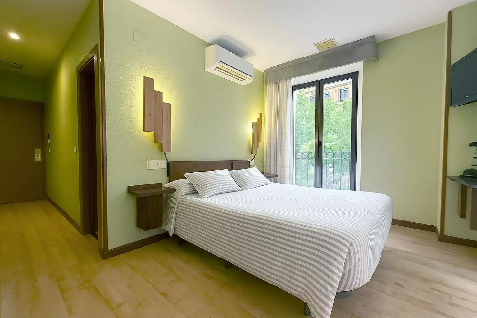 Double Room in Hostal Concejo Double Room in Hostal Concejo