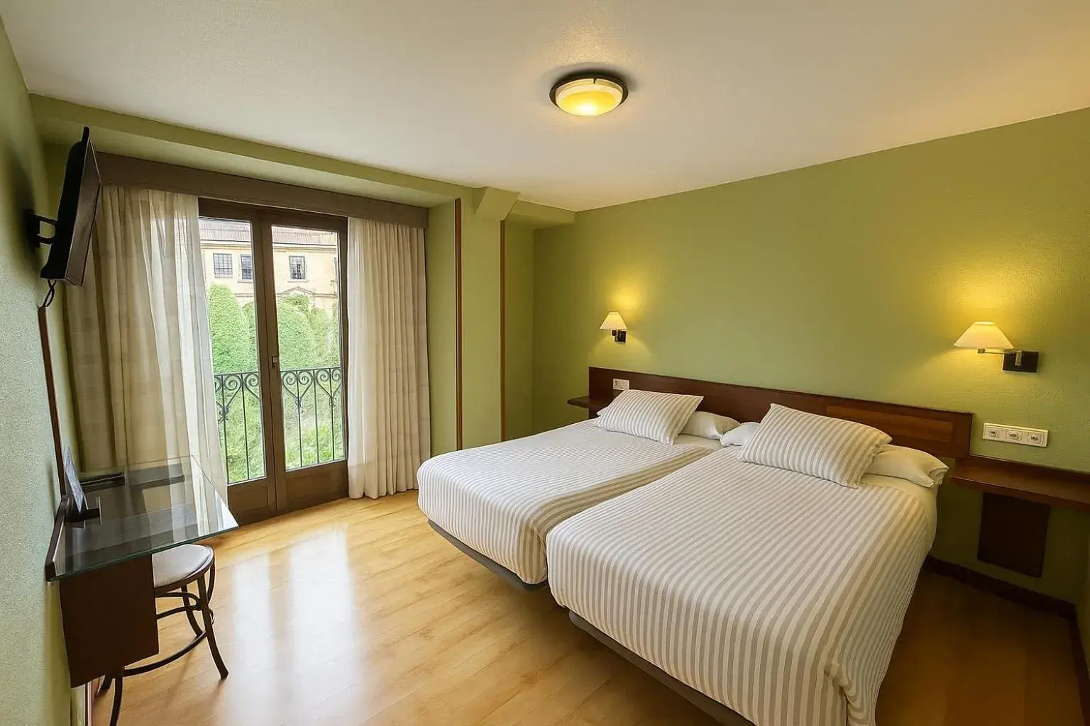Twin Room - single occupancy in Hostal Concejo Twin Room - single occupancy in Hostal Concejo