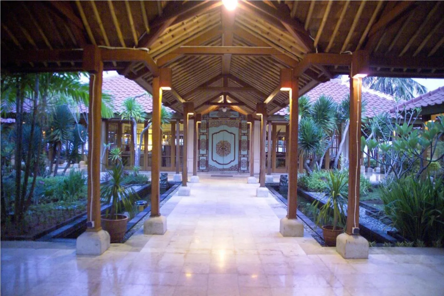 Facade/entrance in Villa Stefan