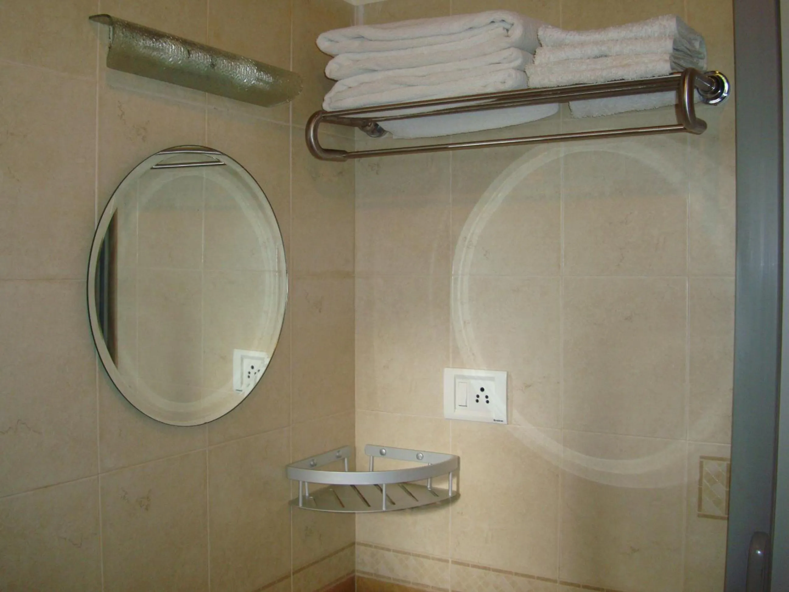 Vardan Resort n' Apartment