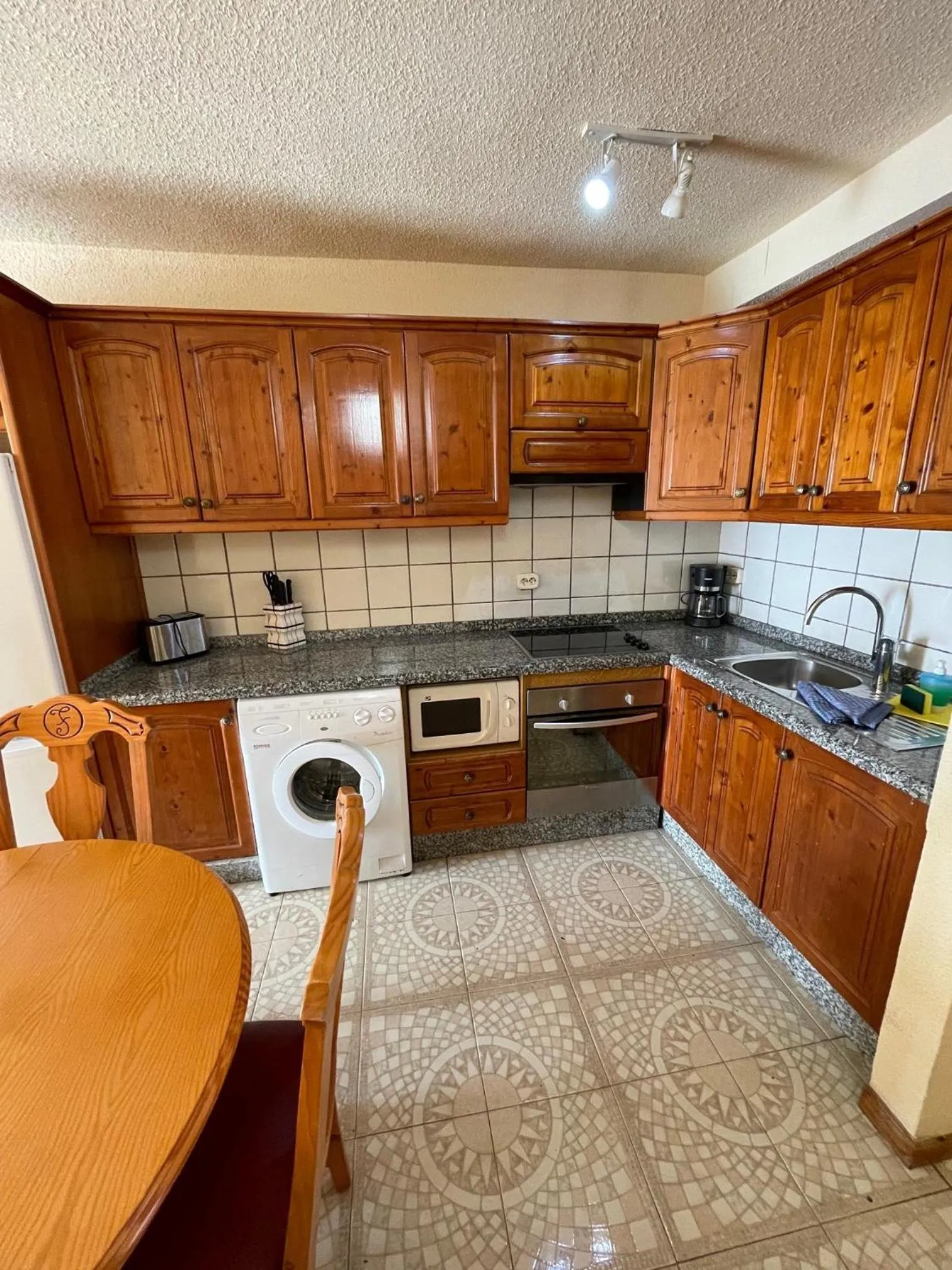 Kitchen or kitchenette in Fairways Club