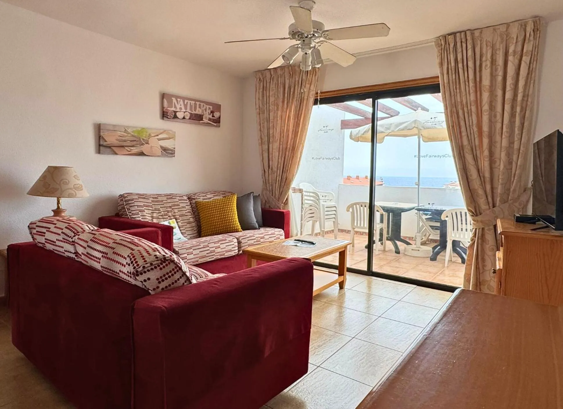 Living room, Bed in Fairways Club