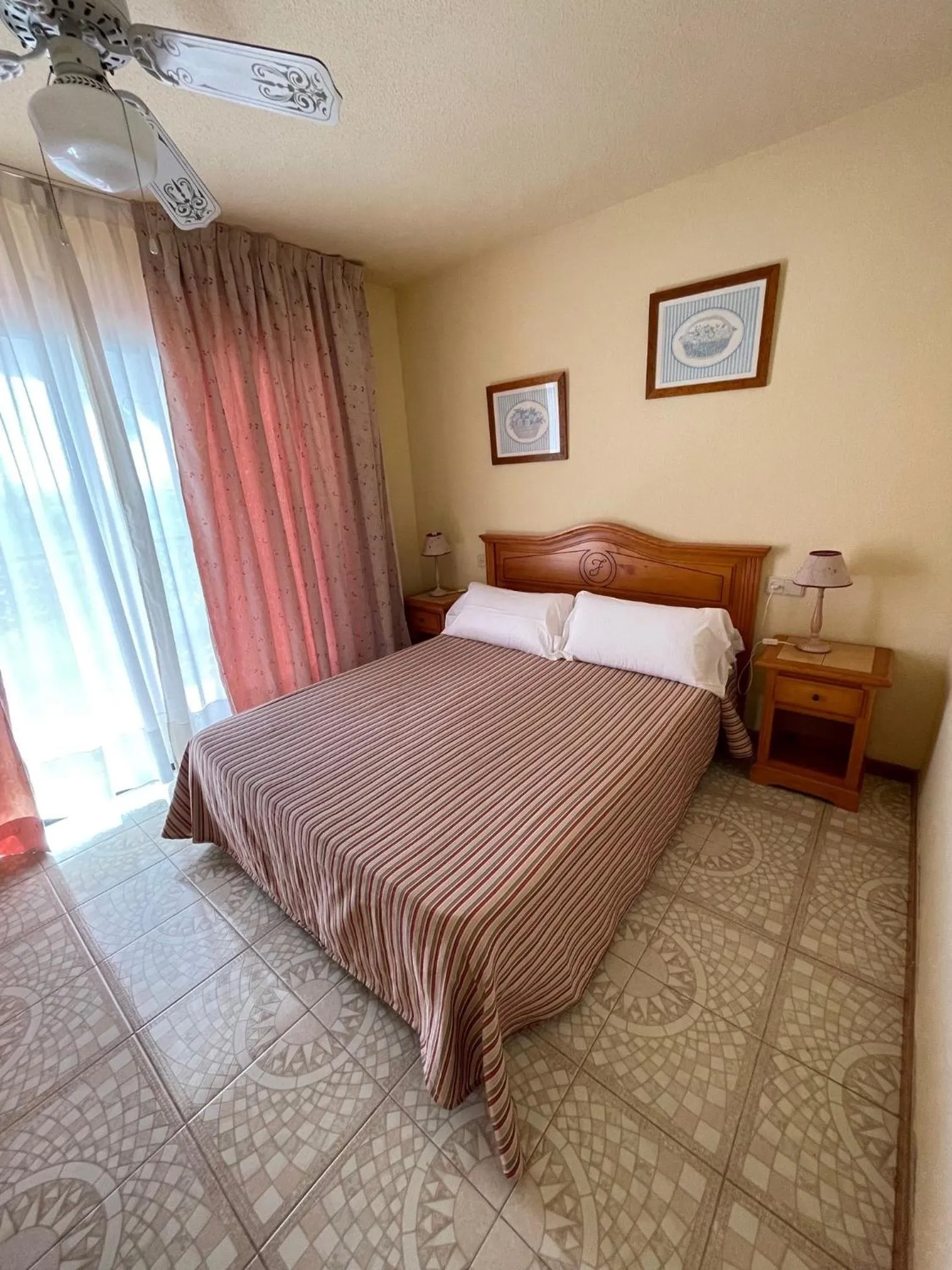 Bed in Fairways Club