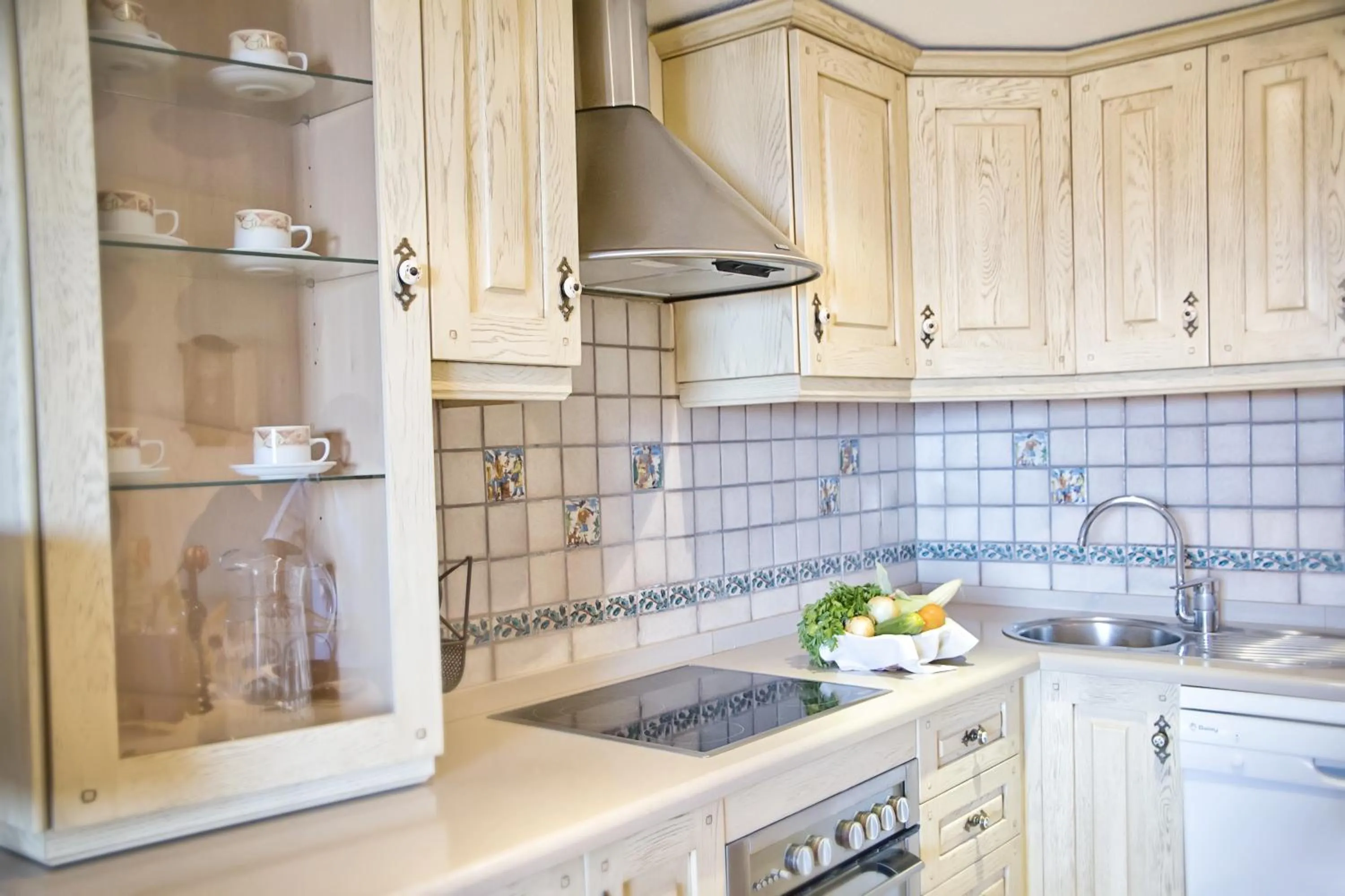 Kitchen or kitchenette in Fairways Club