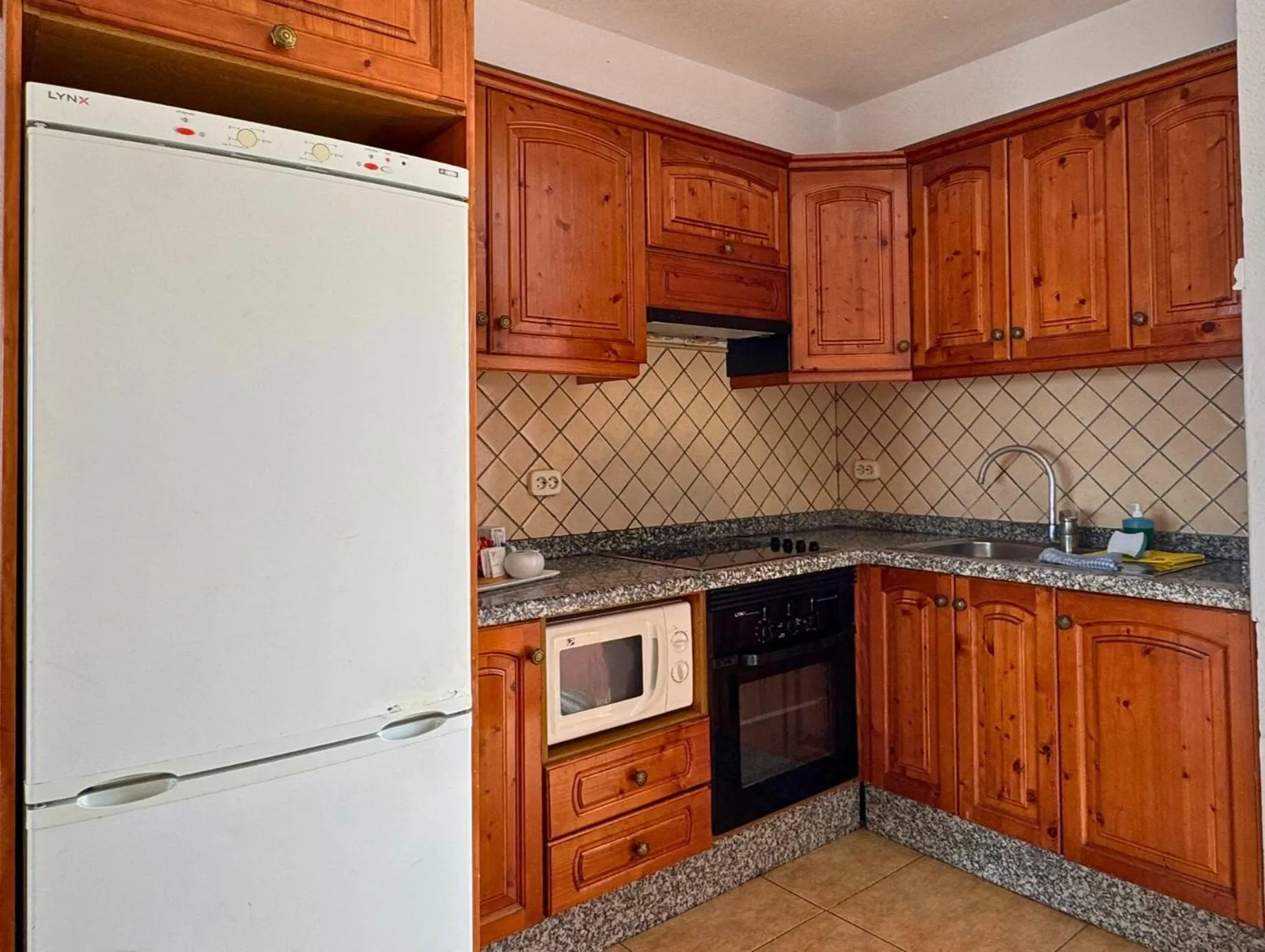 Kitchen or kitchenette in Fairways Club