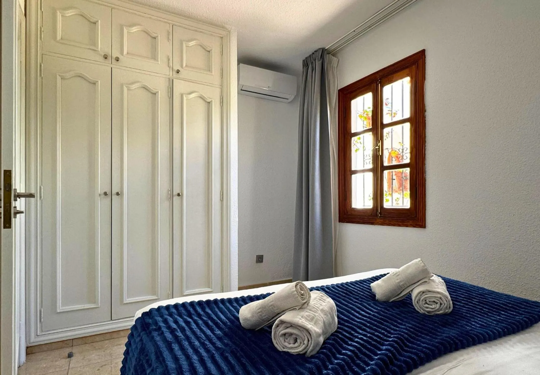 Bed in Fairways Club