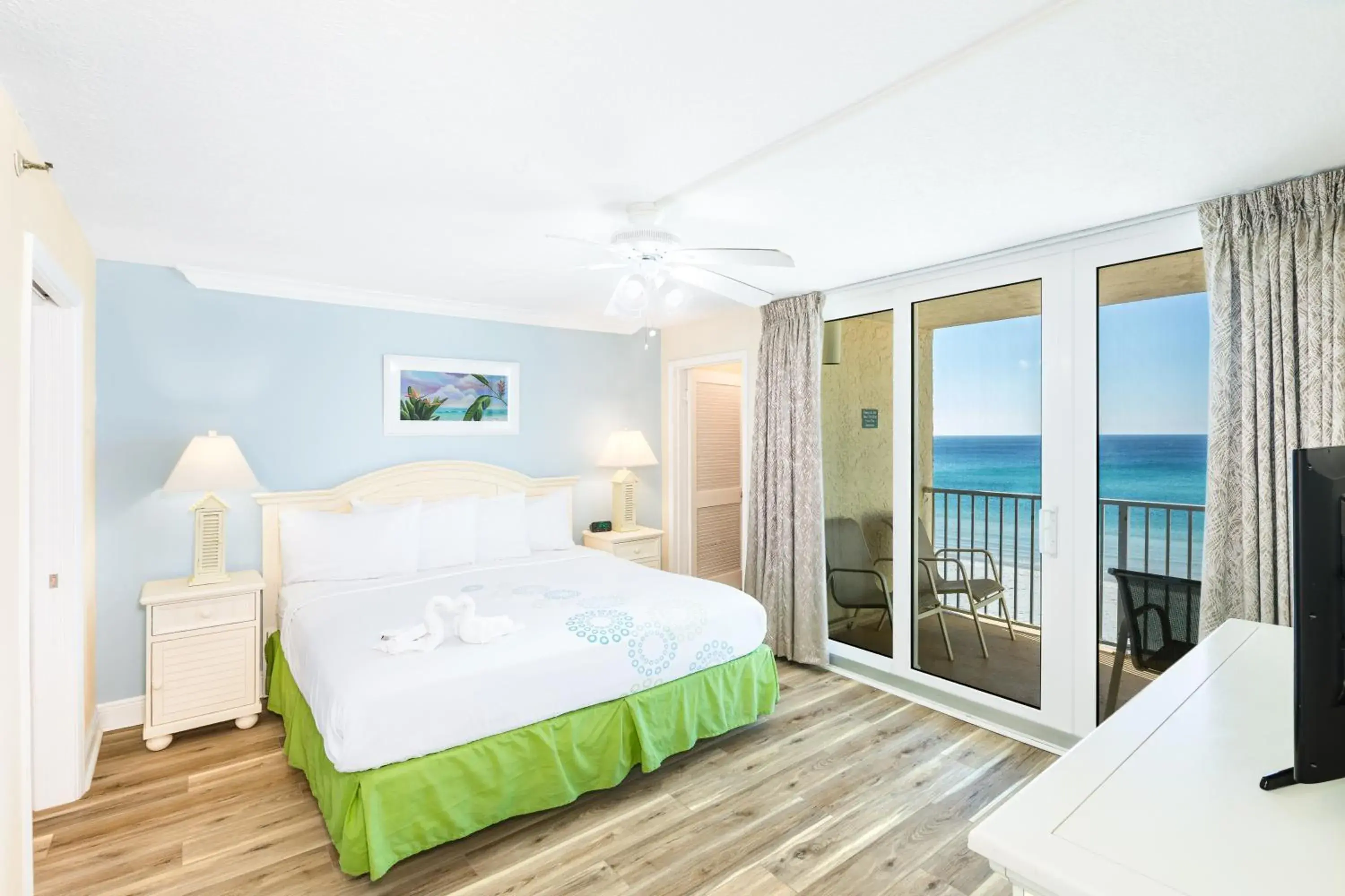 Bed in Landmark Holiday Beach Bed in Landmark Holiday Beach